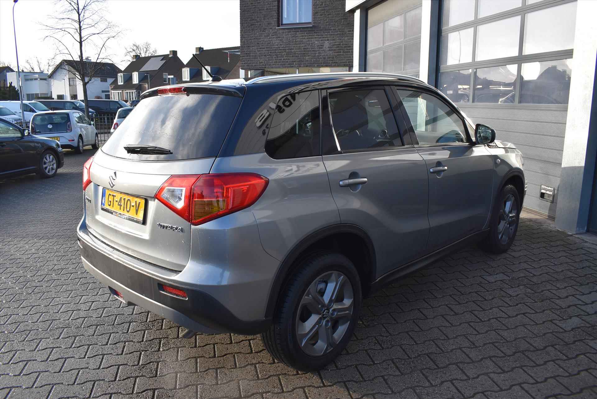 SUZUKI Vitara 1.6 VVT 120pk 2WD Exclusive - 17/32