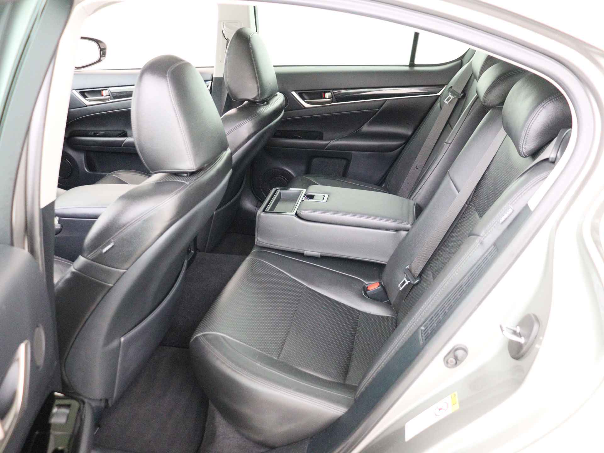 Lexus GS 300h 25th Edition | Sunroof | Elektrisch verstelbare voorstoel(en) | Stoelverwarming | - 17/52