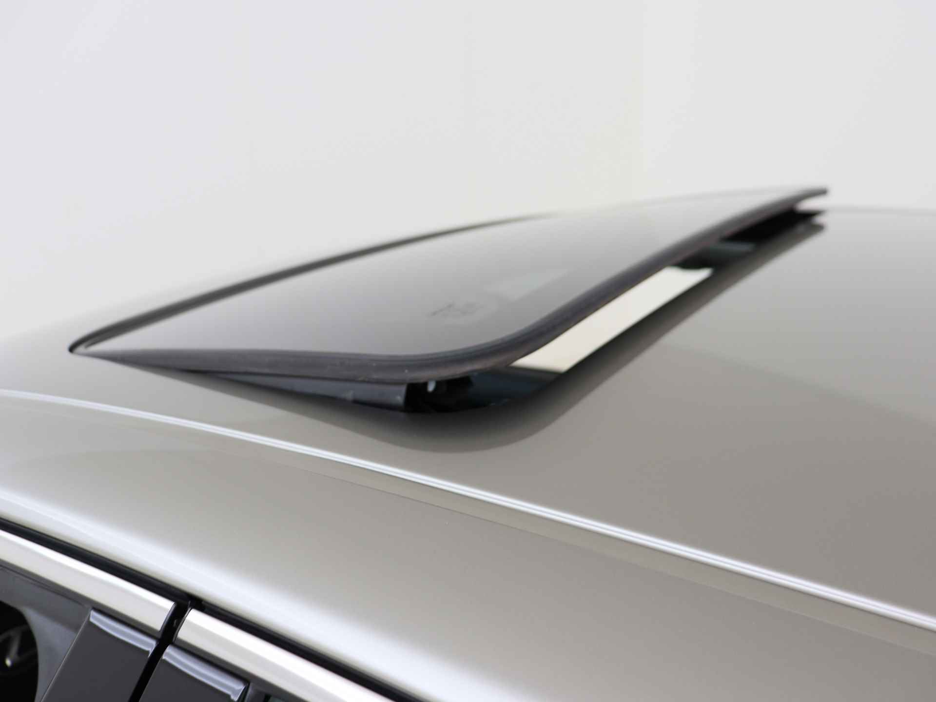 Lexus GS 300h 25th Edition | Sunroof | Elektrisch verstelbare voorstoel(en) | Stoelverwarming | - 48/52