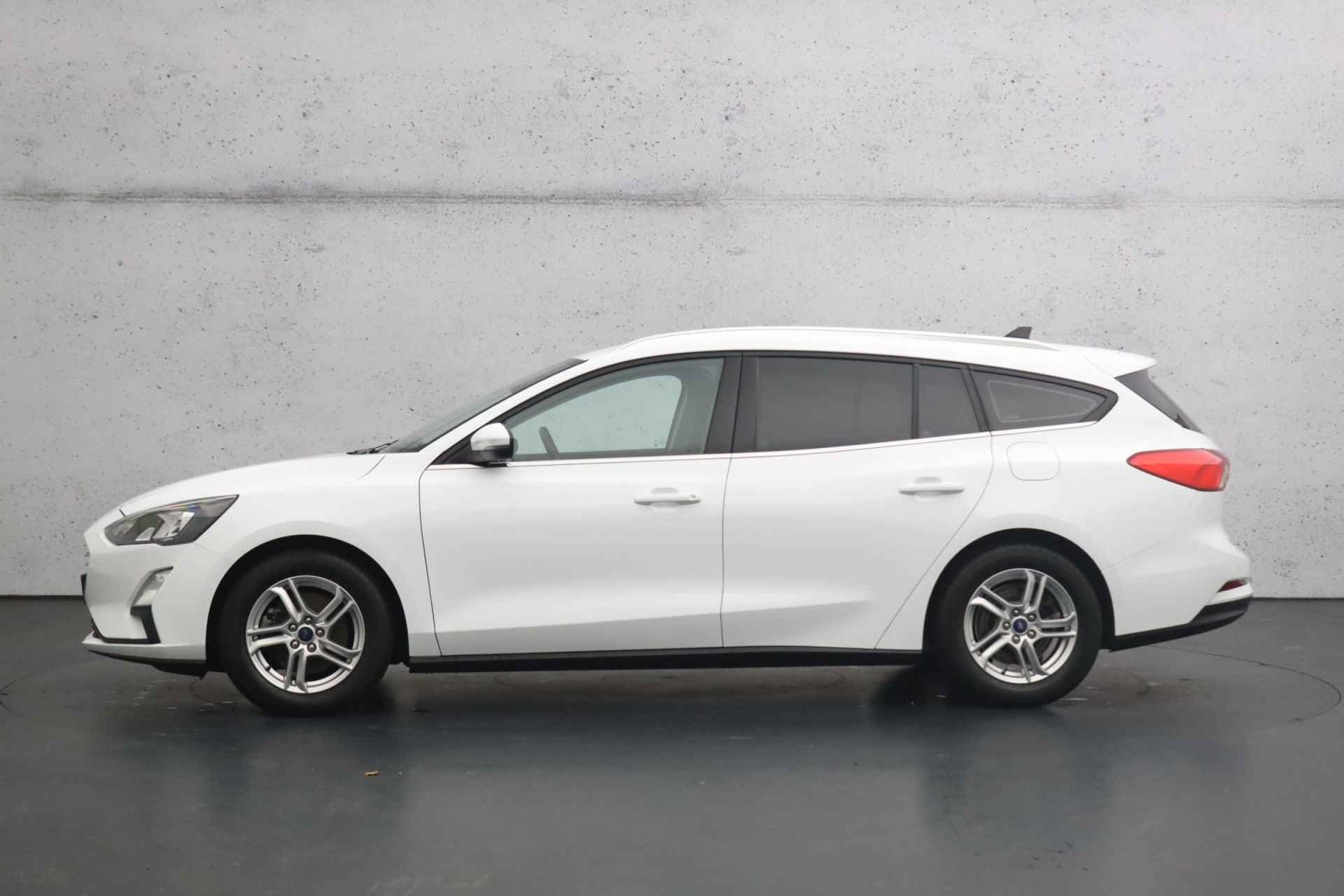 Ford FOCUS Wagon 1.0 EcoBoost Hybrid Trend Edition Business | Camera | Trekhaak | LED koplampen | Apple carplay - 6/31