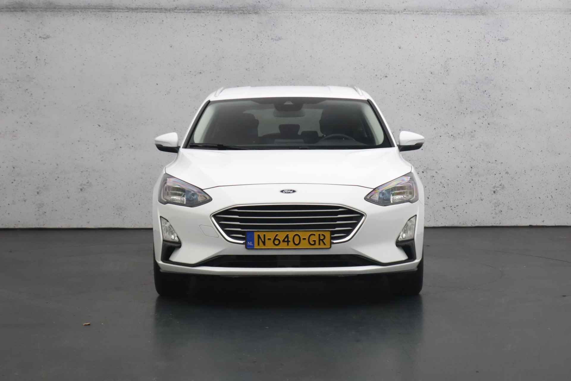 Ford FOCUS Wagon 1.0 EcoBoost Hybrid Trend Edition Business | Camera | Trekhaak | LED koplampen | Apple carplay - 10/31