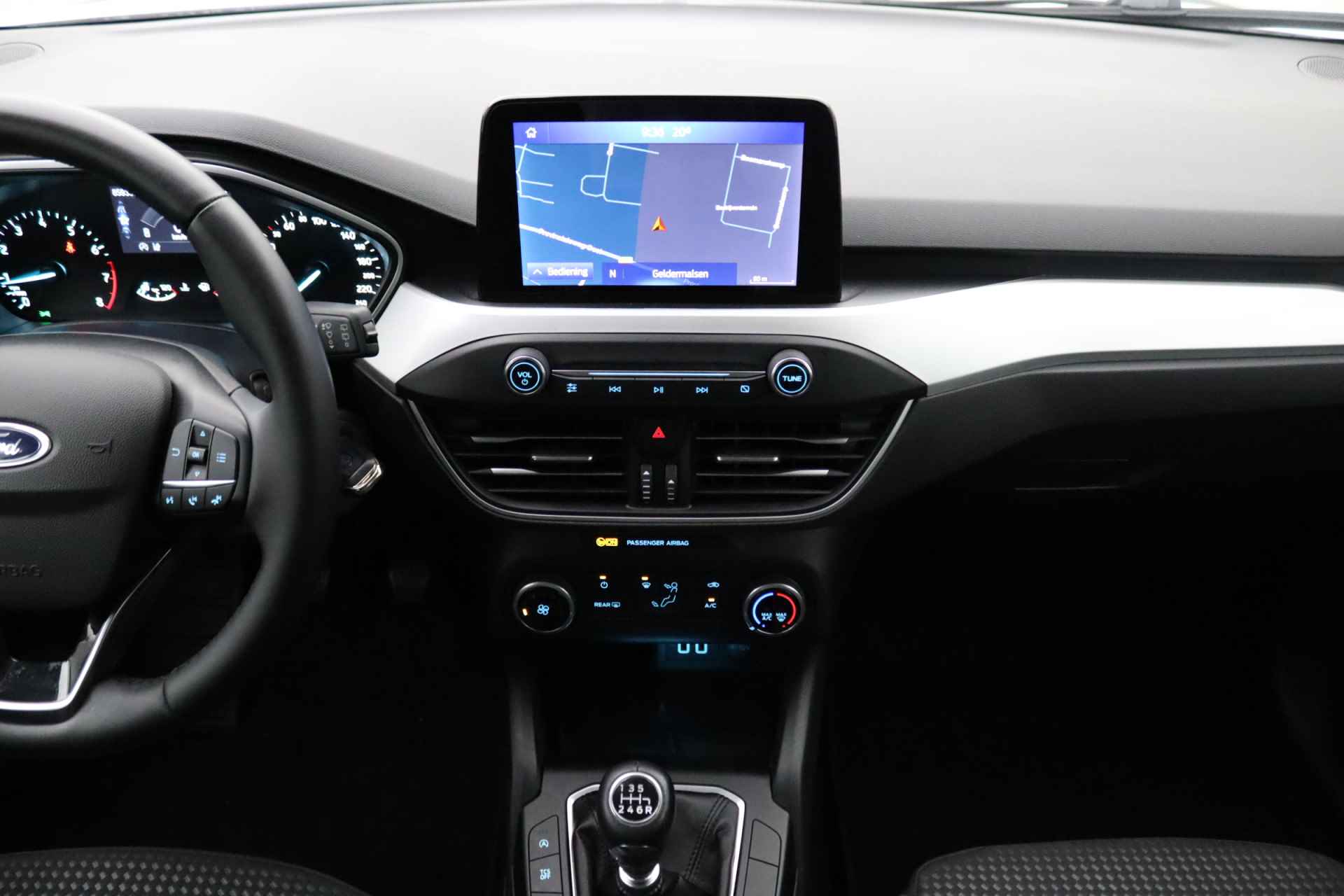 Ford FOCUS Wagon 1.0 EcoBoost Hybrid Trend Edition Business | Camera | Trekhaak | LED koplampen | Apple carplay - 18/31