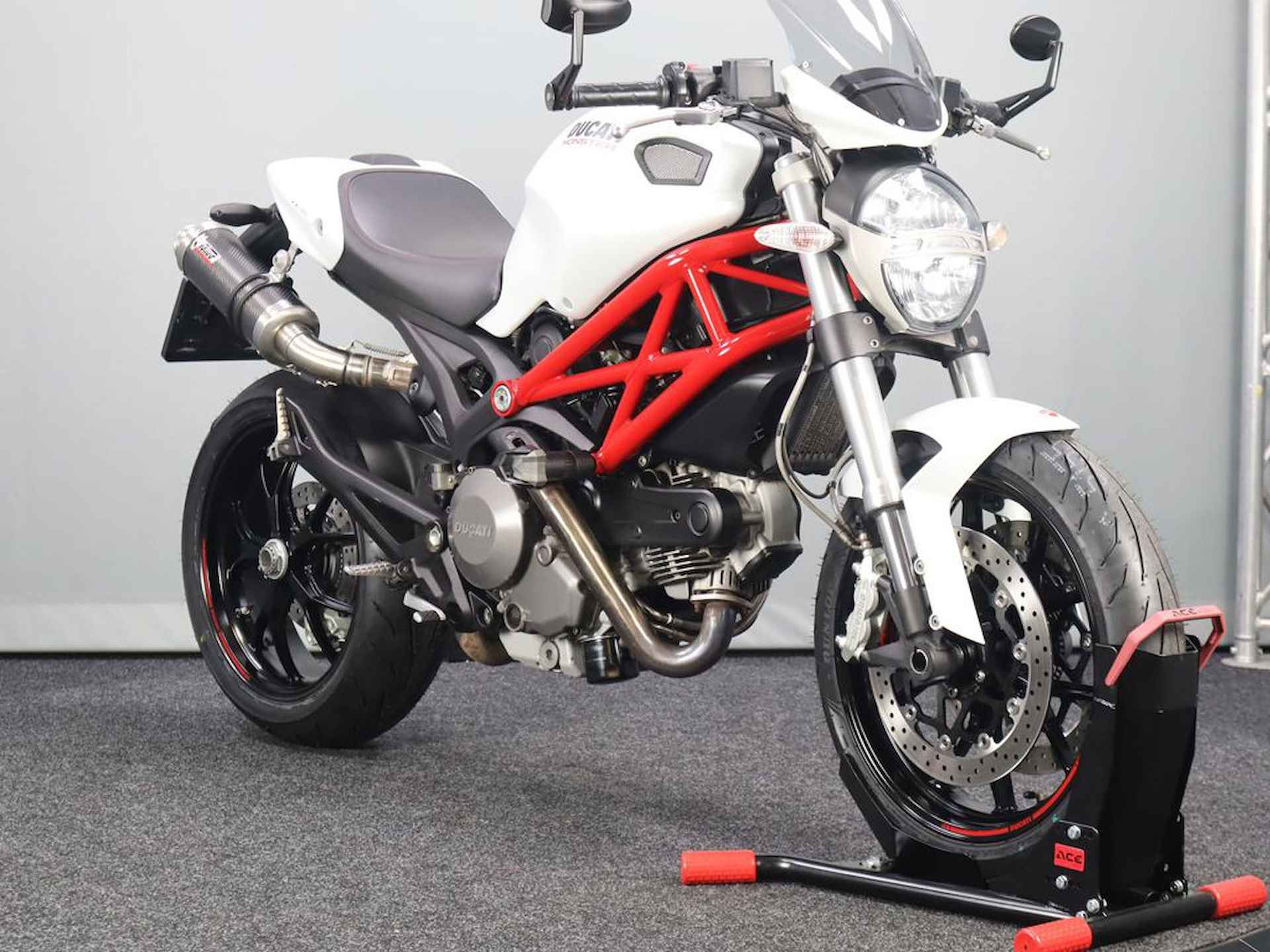 Ducati Monster 796 ABS - 3/12