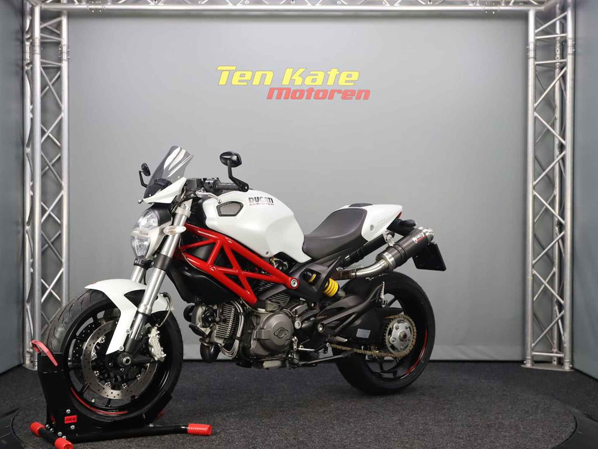 Ducati Monster 796 ABS - 6/12