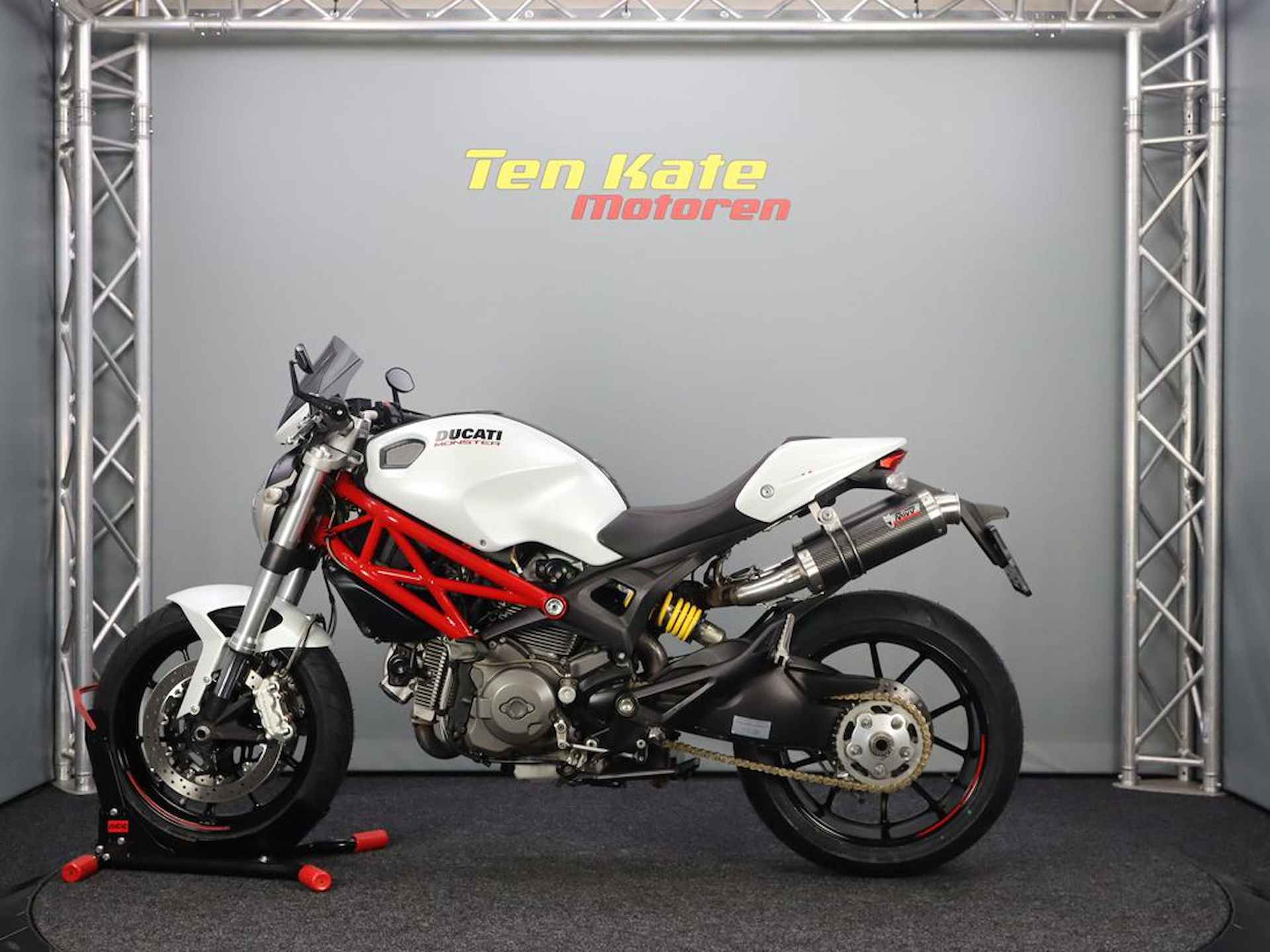 Ducati Monster 796 ABS - 7/12