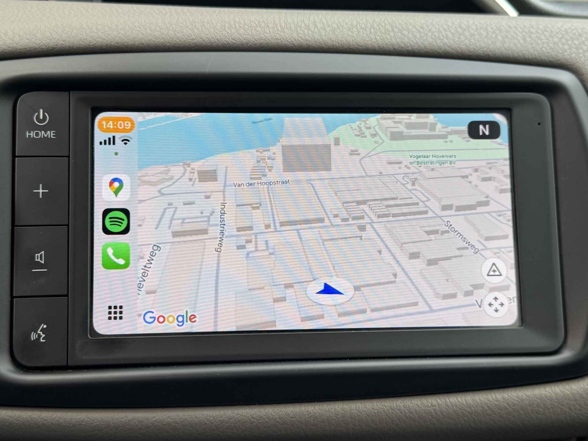 Toyota Yaris 1.5 Hybrid Bi-Tone Plus | Oxide Bronze | Pano dak | Apple Carplay/Android auto | Rijklaar!! - 25/42