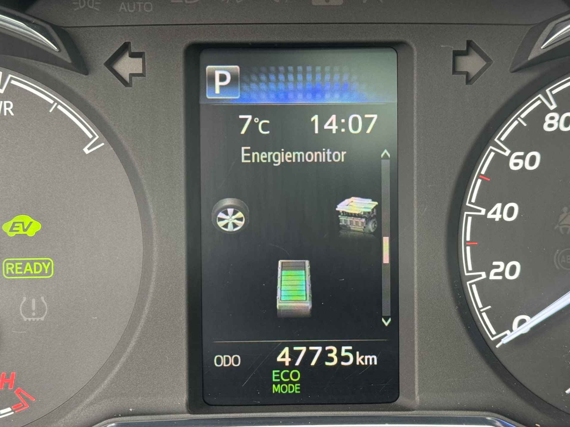 Toyota Yaris 1.5 Hybrid Bi-Tone Plus | Oxide Bronze | Pano dak | Apple Carplay/Android auto | Rijklaar!! - 41/42