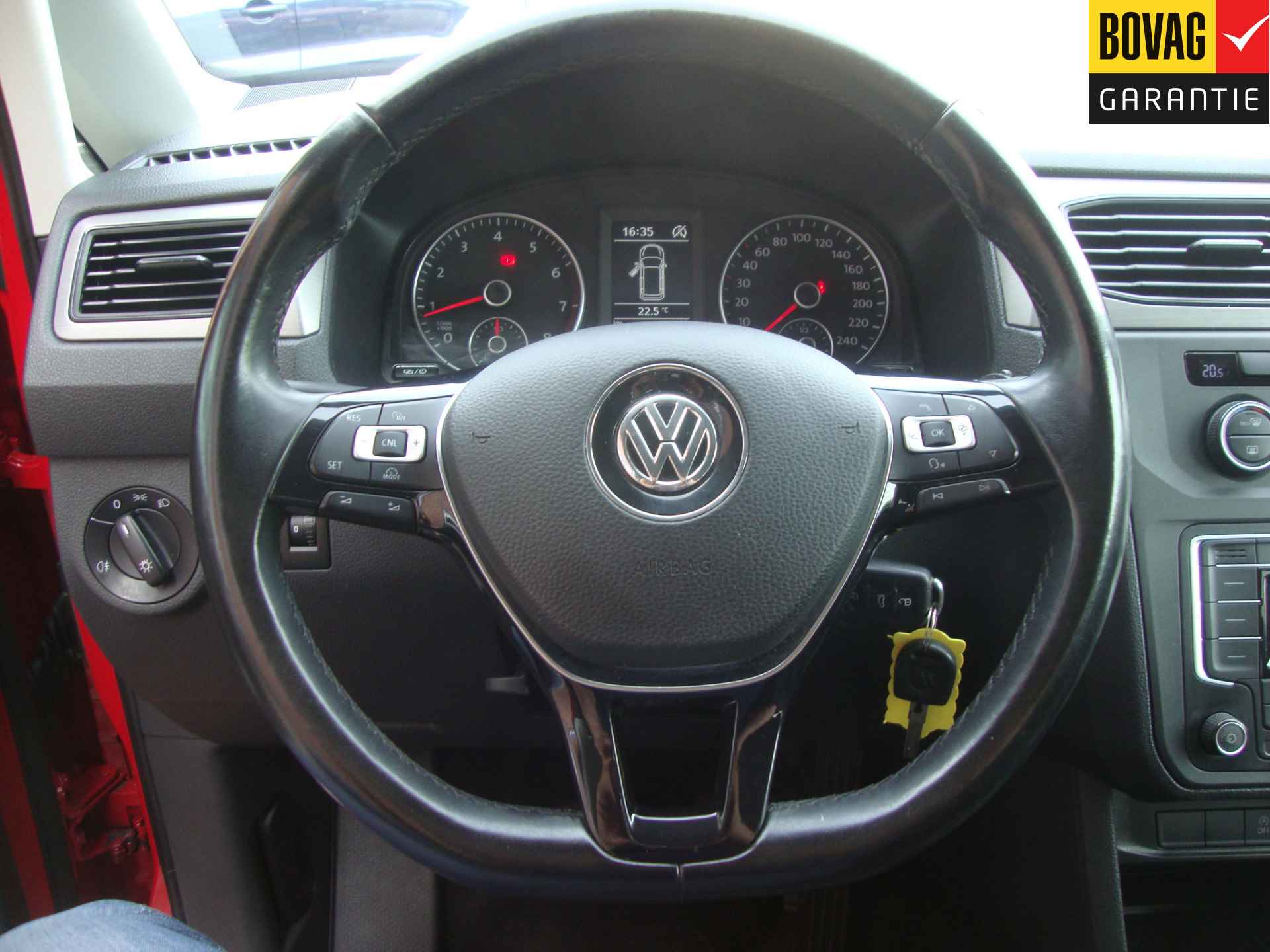 Volkswagen Caddy Combi 1.4 TSI Trendline 92kw Life 5 pers. (Airco, trekhaak , Cruise Control) RIJKLAARPRIJS! - 17/38