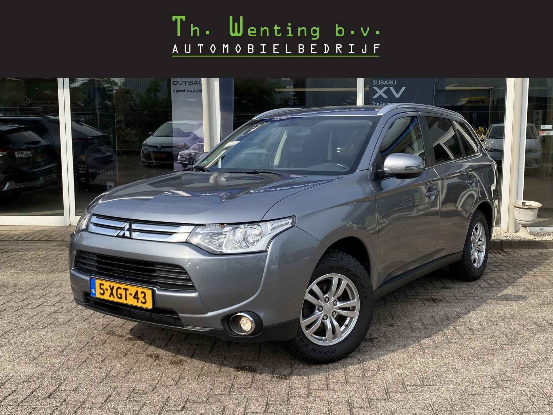 Mitsubishi Outlander 2.0 Business Edition | Cruise control | Navigatie | Klimaat controle | Achteruitrijcamera | 7 zitplaatsen | Trekhaak | - 1/5