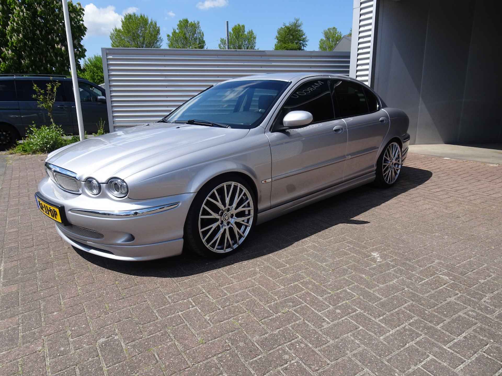 Jaguar X-type 2.5 V6 Youngtimer - 9/27