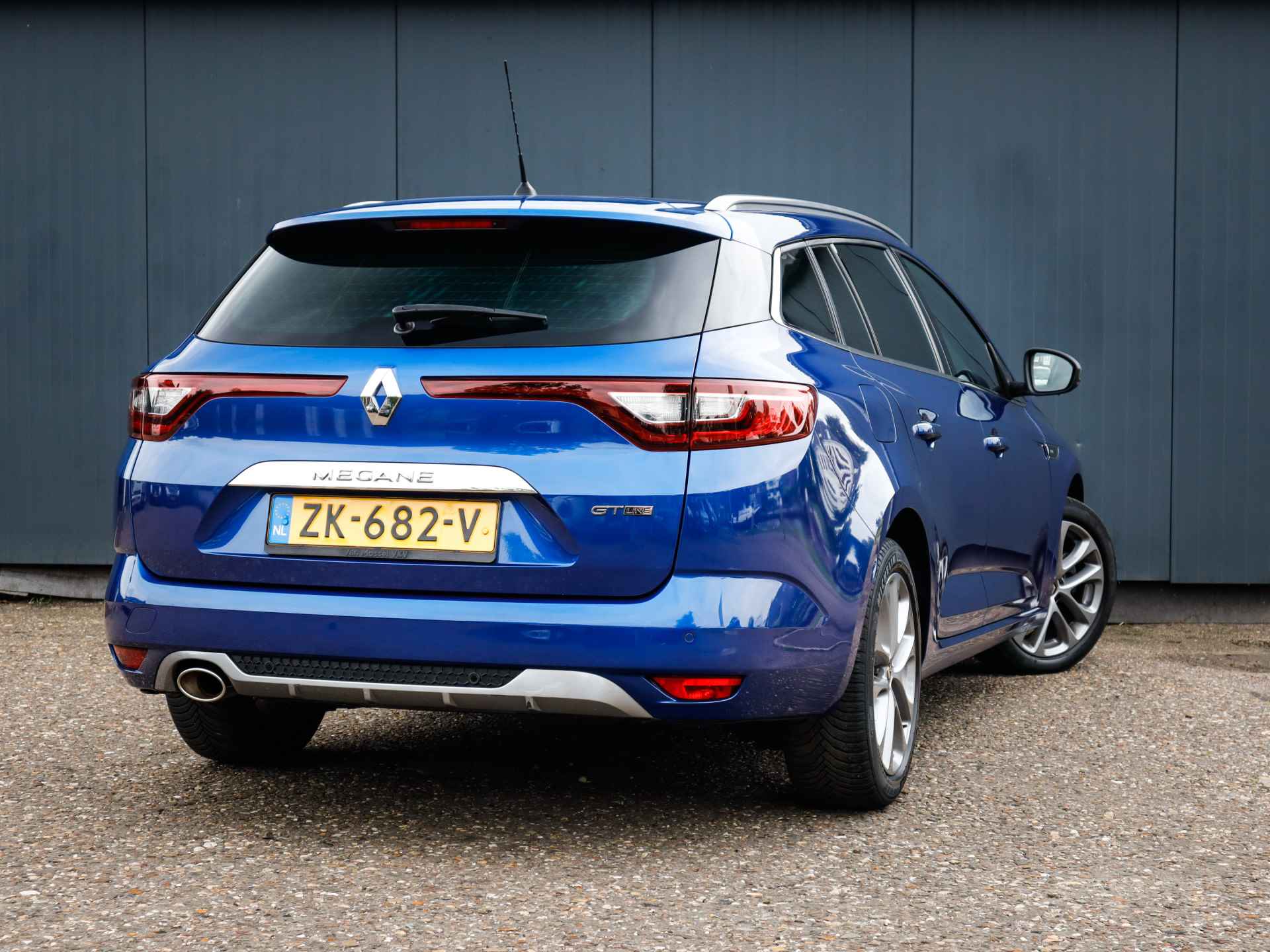 Renault Mégane Estate 1.3 TCe GT-Line (141 PK) 1e-Eig, Renault-Dealer-Onderh, 12-Mnd-BOVAG, NL-Auto, Navigatie/Apple-Carplay/Android-Auto, Cruisecontrol, Keyless-Entry/Start, Parkeersensoren, Stoelverwarming DAB, Lm-Velgen-17Inch, Licht-Zicht-Pakket, Privacy-Glas - 4/45