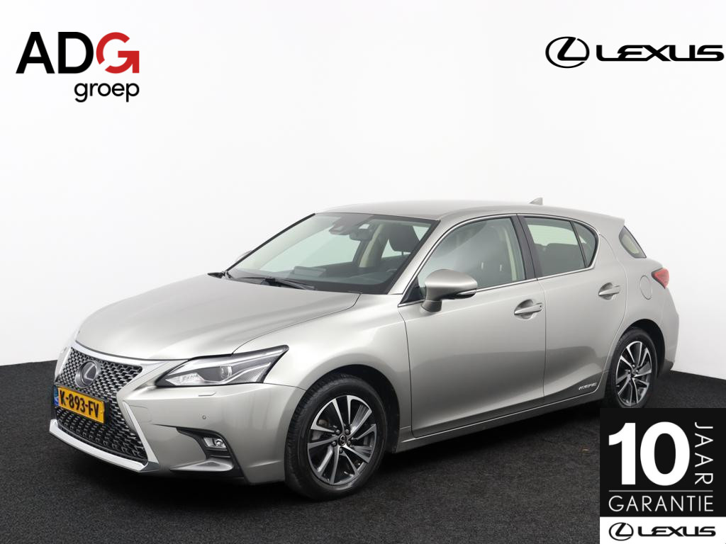 Lexus CT 200h Ultimate Edition | Premium Navigatie | Adaptive Cruise Control | Parkeersensoren voor en achter | Keyless Entry