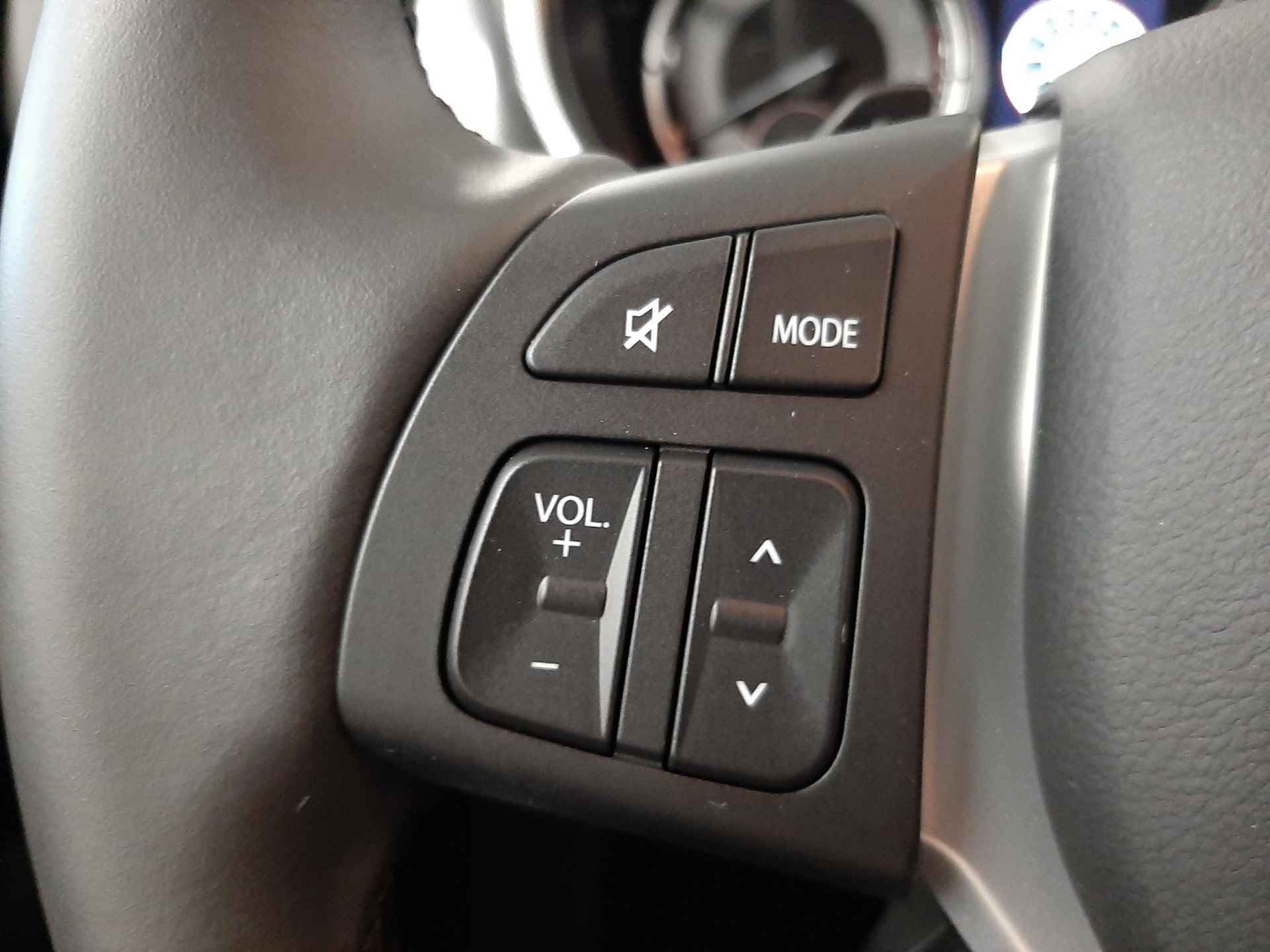 Suzuki Vitara 1.5 Hybrid Style AllGrip | Automaat | 4X4 | Climate control | Cruise control adaptive | Navigatie | Stoelverwarming | Apple carplay, Android auto | - 17/38