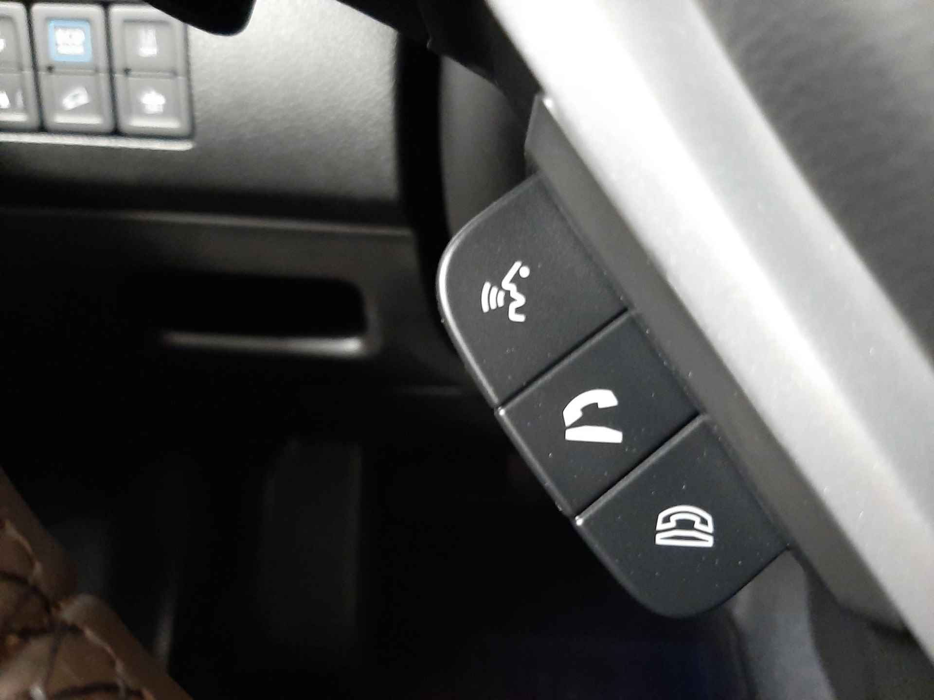 Suzuki Vitara 1.5 Hybrid Style AllGrip | Automaat | 4X4 | Climate control | Cruise control adaptive | Navigatie | Stoelverwarming | Apple carplay, Android auto | - 19/38