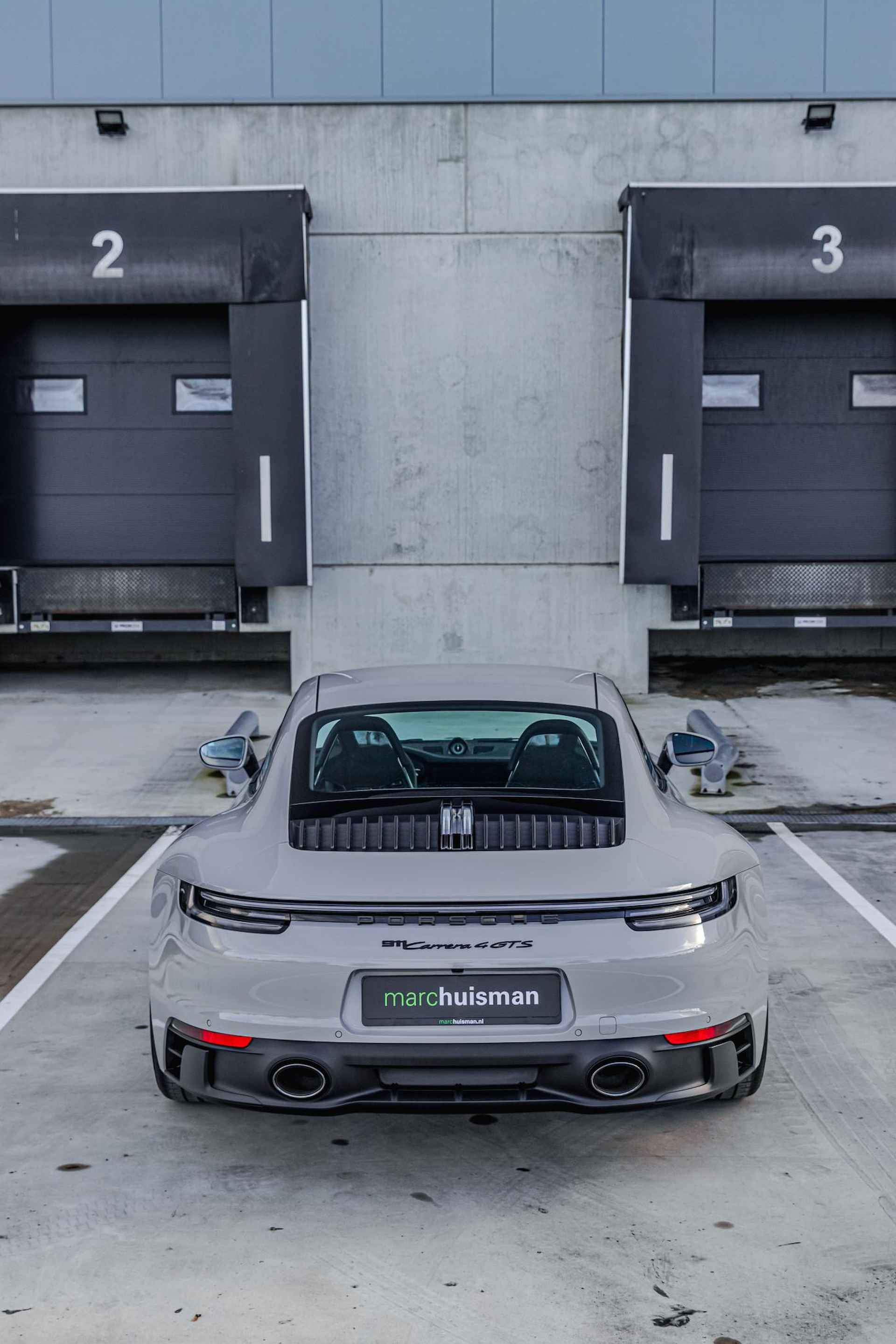 Porsche 911 3.0 Carrera 4 GTS / HANDBAK-7 / KREIDE / LICHT GEW. PAKKET - 113/143