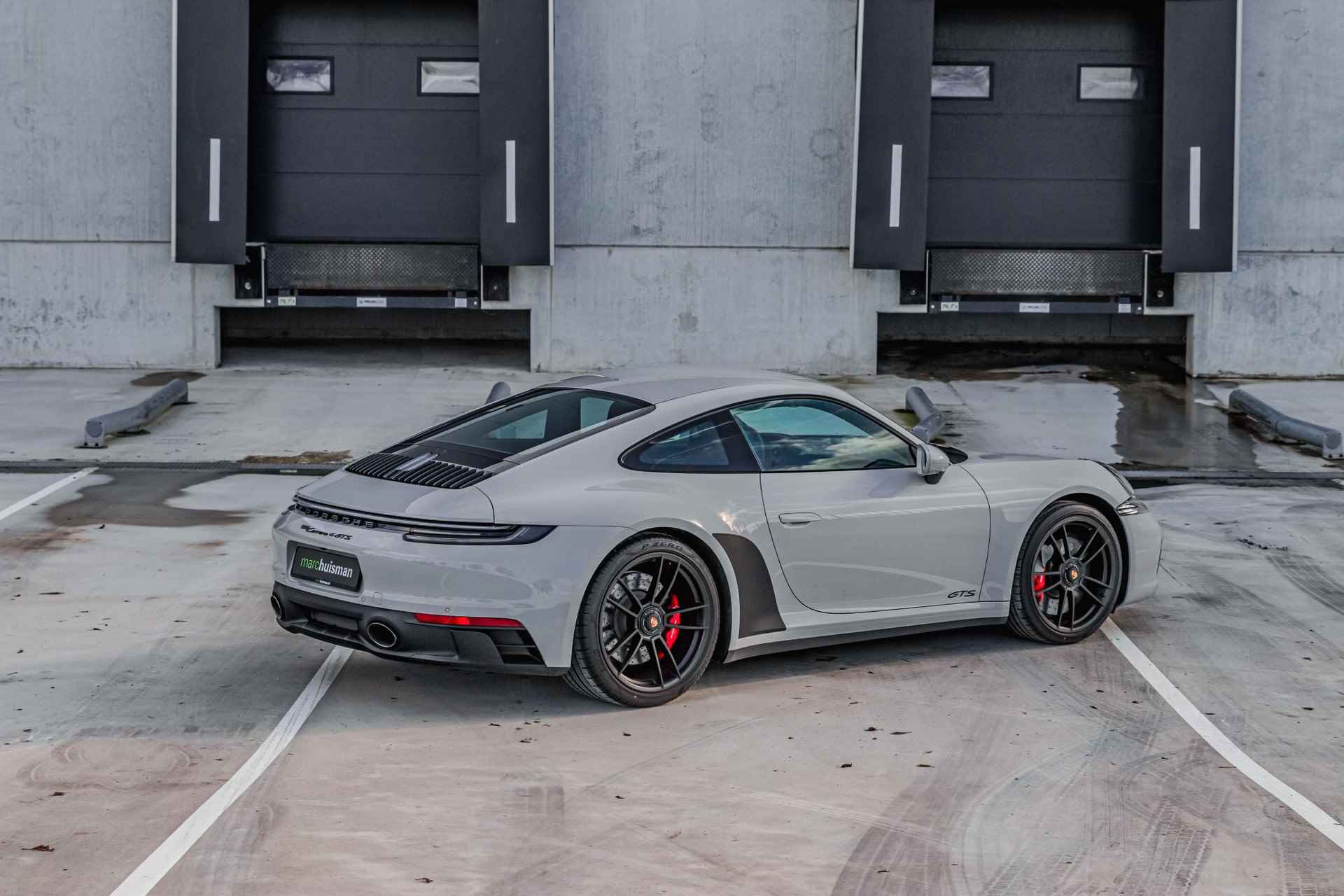 Porsche 911 3.0 Carrera 4 GTS / HANDBAK-7 / KREIDE / LICHT GEW. PAKKET - 123/143