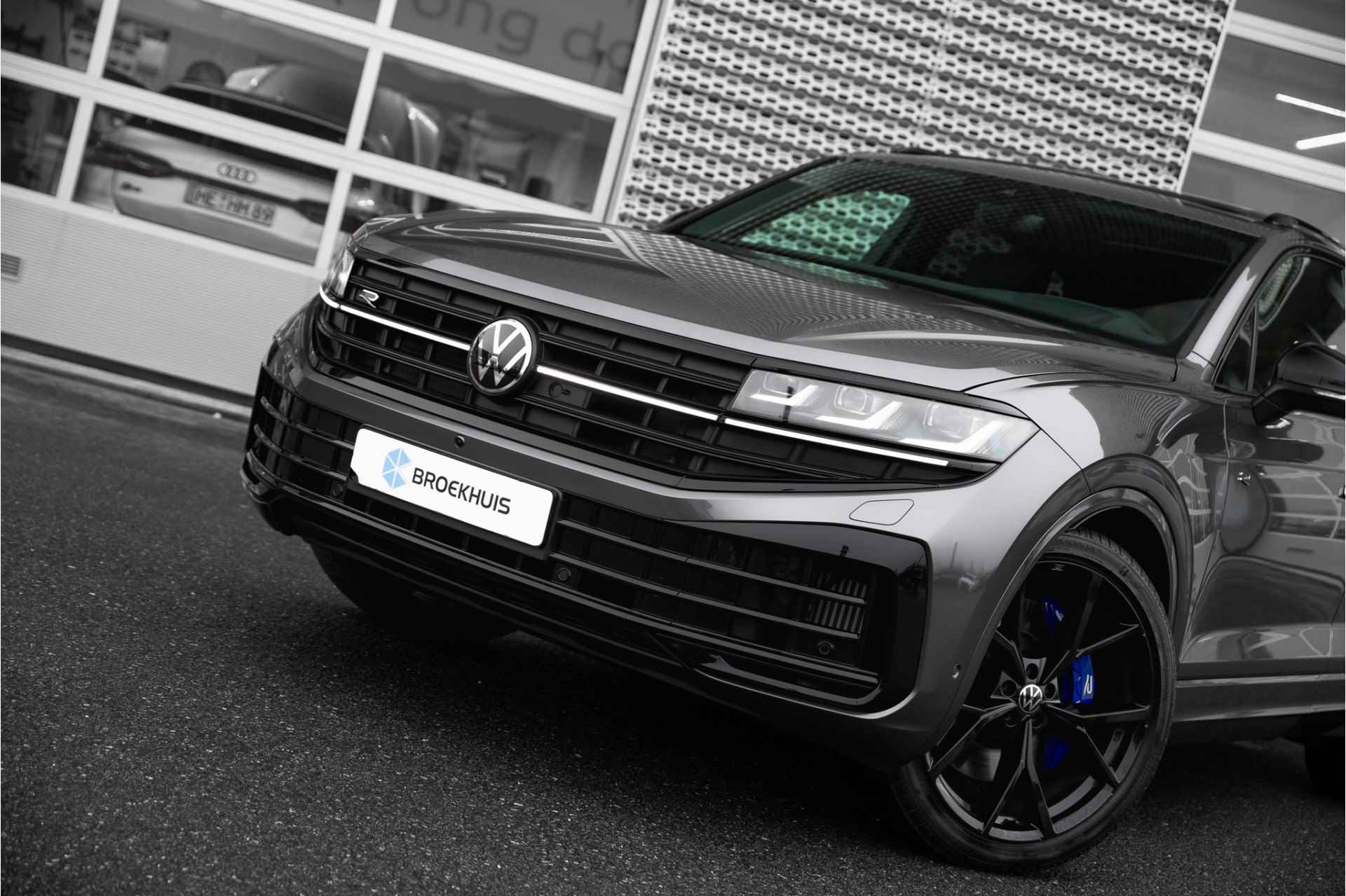 Volkswagen Touareg 3.0TSi 462pk eHybrid 4MOTION R | Nachtzicht | Panoramadak | Luchtvering | - 6/53