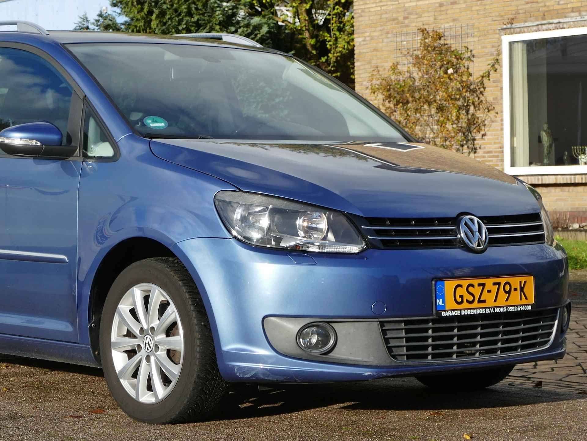 Volkswagen Touran 1.2 TSI Highline BlueMotion 7persoons | panoramadak | stoelverwarming - 3/41