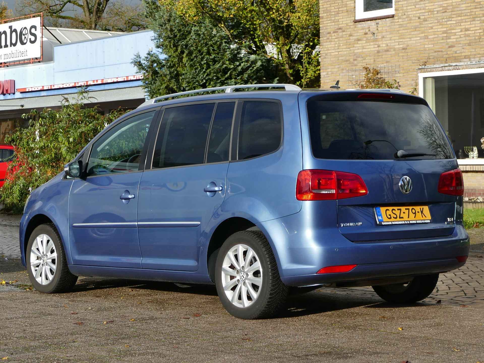 Volkswagen Touran 1.2 TSI Highline BlueMotion 7persoons | panoramadak | stoelverwarming - 12/41