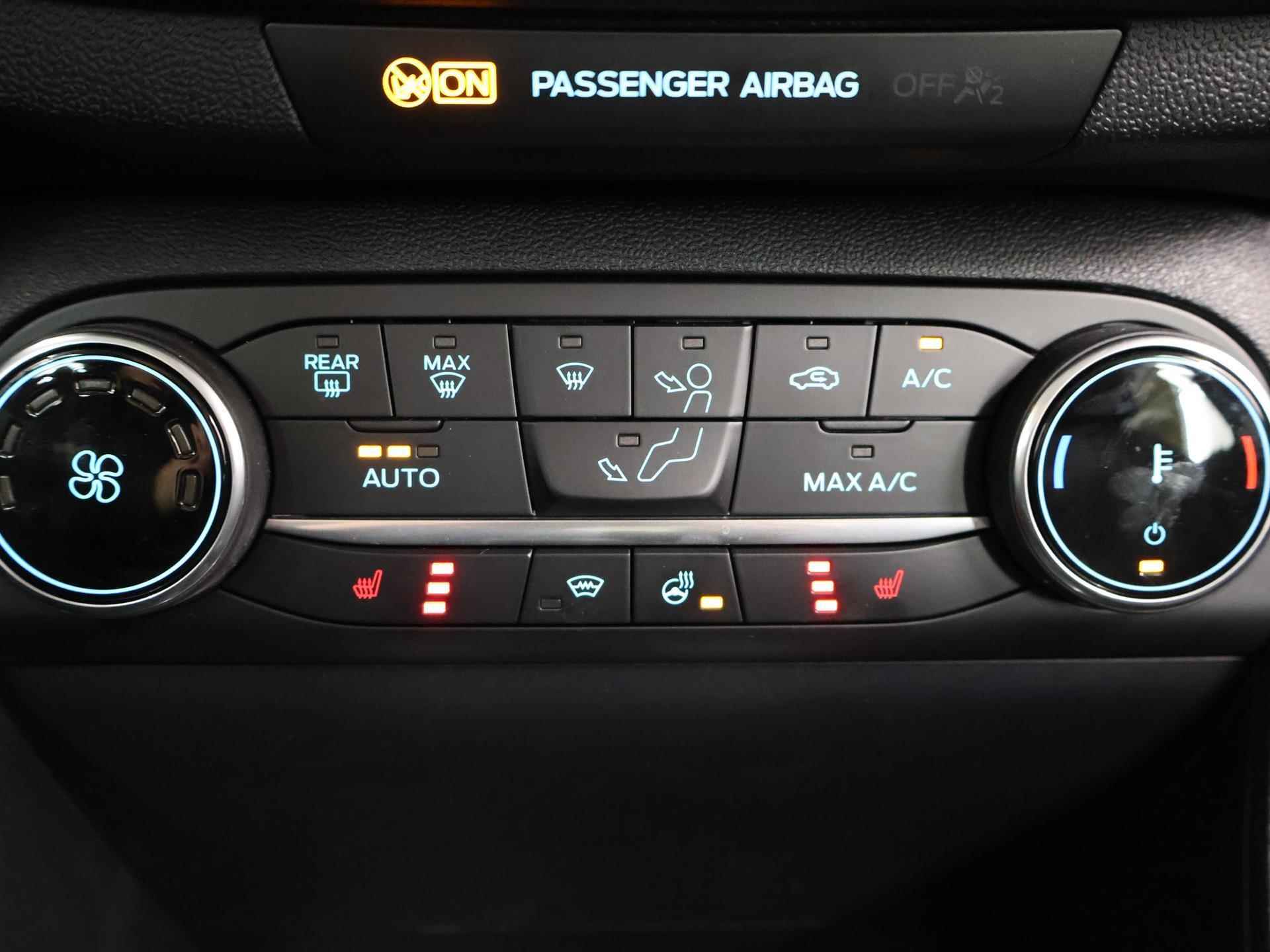 Ford Fiesta 1.0 EcoBoost Hybrid Titanium | Winterpack | Carplay | Climate Control | LED Koplampen - 21/38