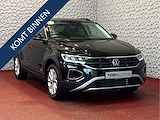 Volkswagen T-Roc 1.5 TSI 150PK EVO ADAP.CRUISE LED VIR.COCKPIT CAMERA STOEL.VERW. 17''LMV KEYLESS 2024 70 BIJNA NIEUWE VOLKSWAGEN'S UIT VOORRAAD LEVERBAAR