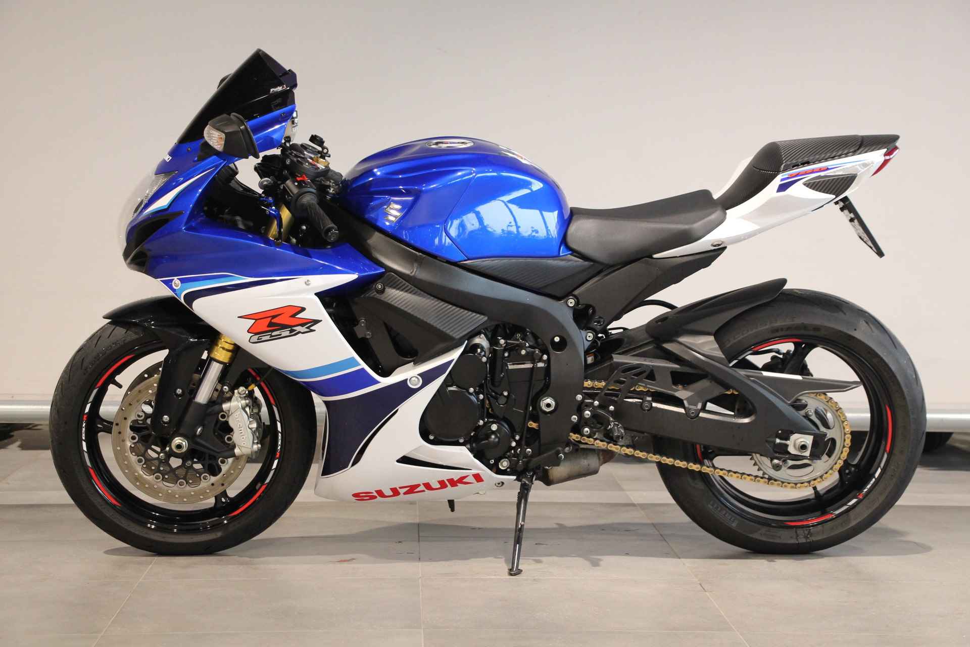 Suzuki GSX R-750 - 5/15