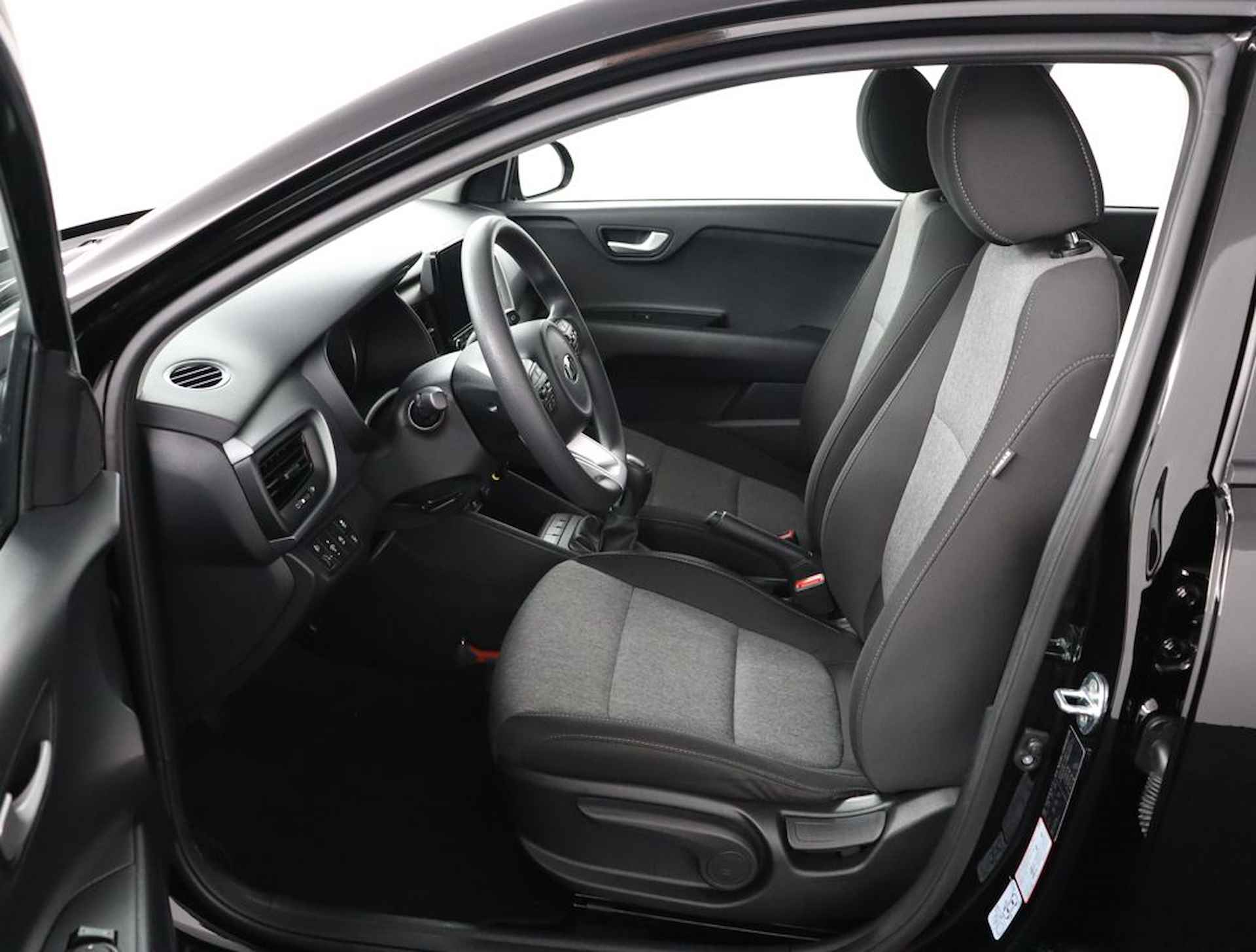 Kia Stonic 1.0 T-GDi MHEV ComfortLine Apple Carplay / Android auto, Cruise control, Airco - Fabrieksgarantie tot 08-2028 - 13/48