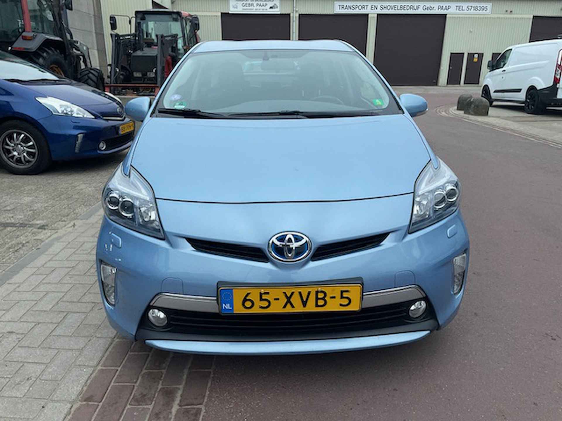 Toyota Prius 1.8 Plug-in Dynamic Business 2012 NAP Navigatie Zeer nette auto met half leer, camera, Bluetooth, etc. Boekjes aanwezig. - 8/45