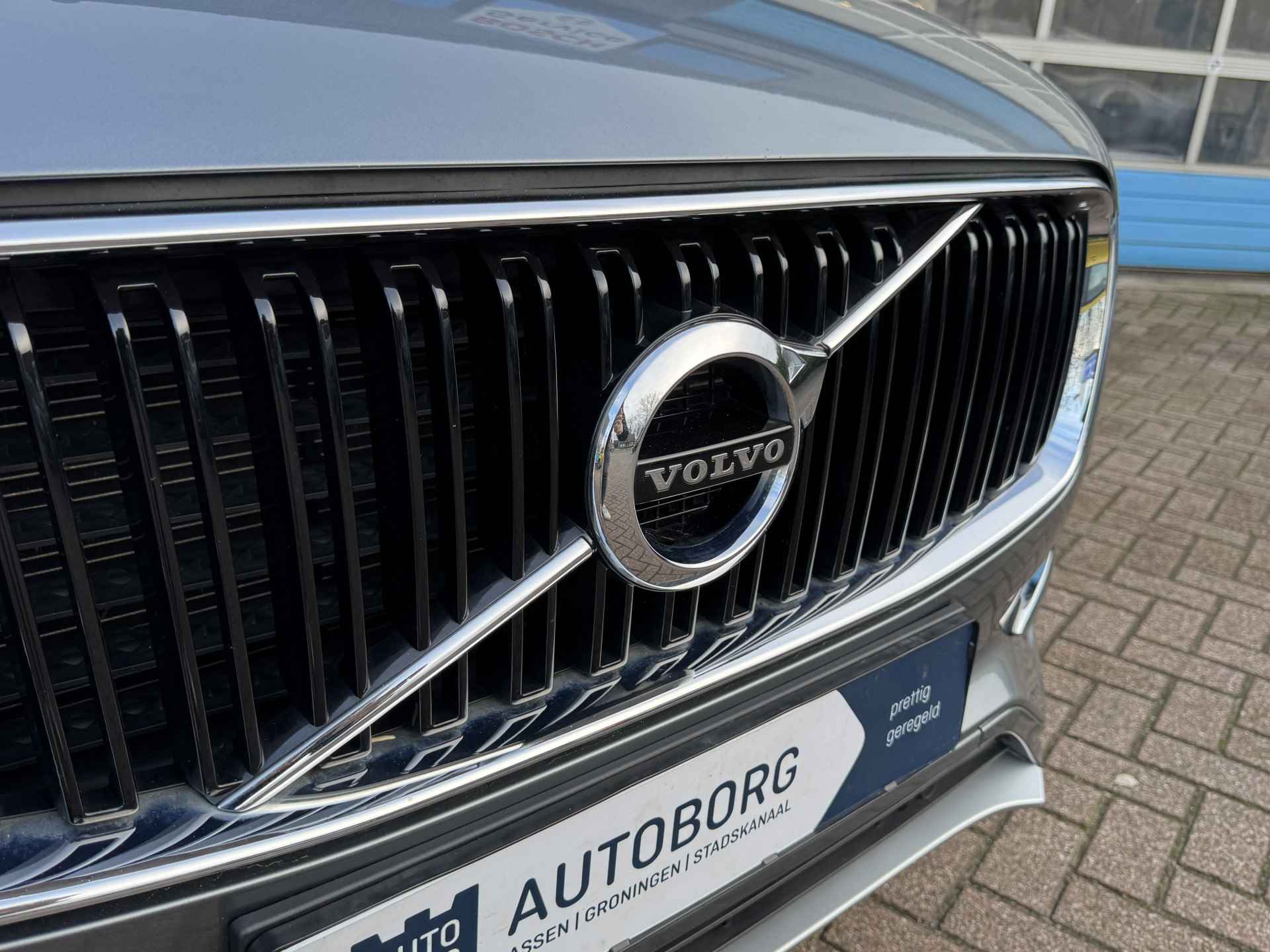 Volvo XC90 2.0 D5 AWD Momentum Prijs Inclusief Onderhoud & 12 Maand BOVAG Garantie | Trekhaak | Achteruitrijcamera | Cruise Control Adaptief | - 51/57