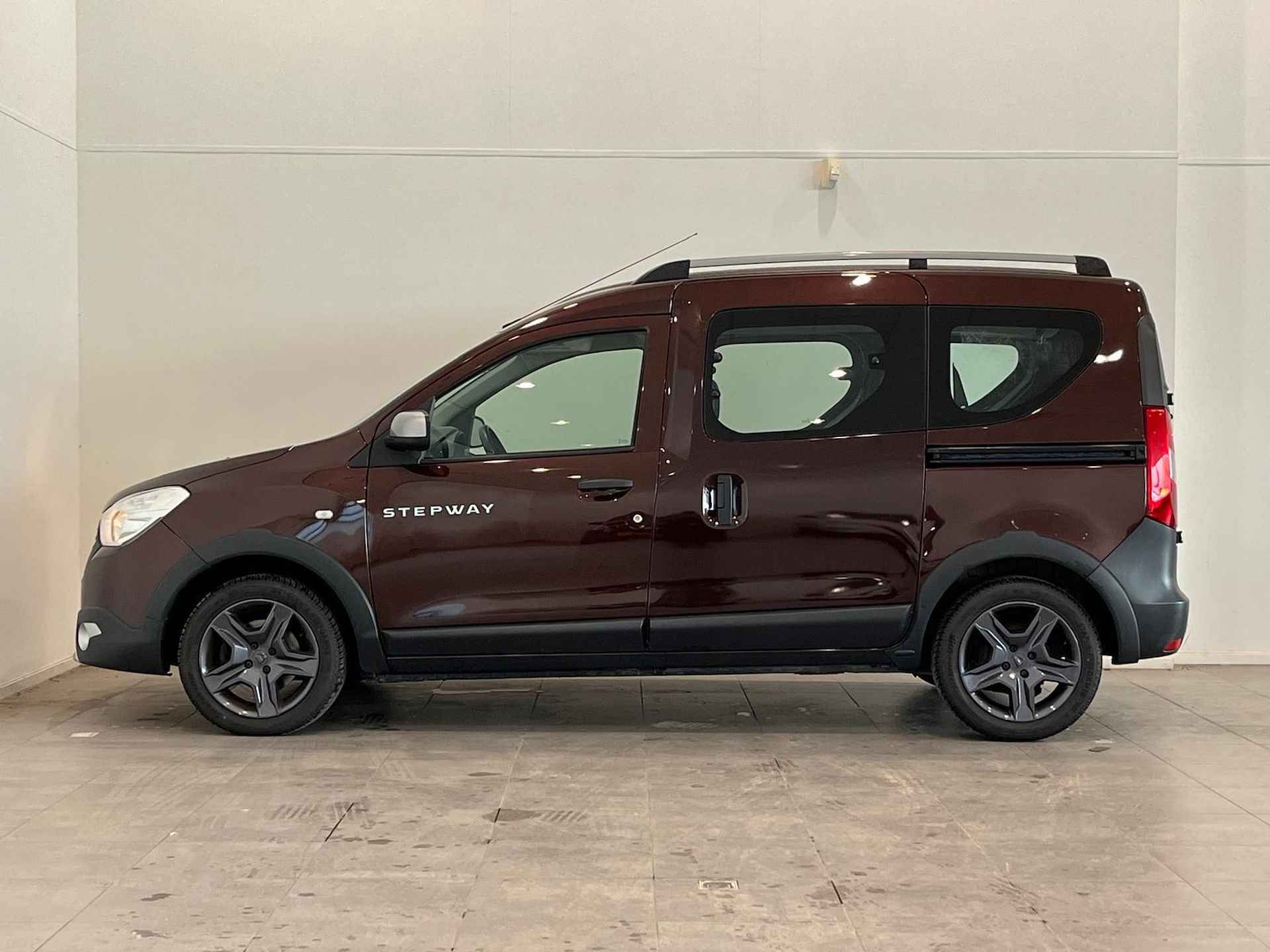 Dacia Dokker 1.2 TCe 115 Stepway | Stoelverwarming | All Season banden - 5/26