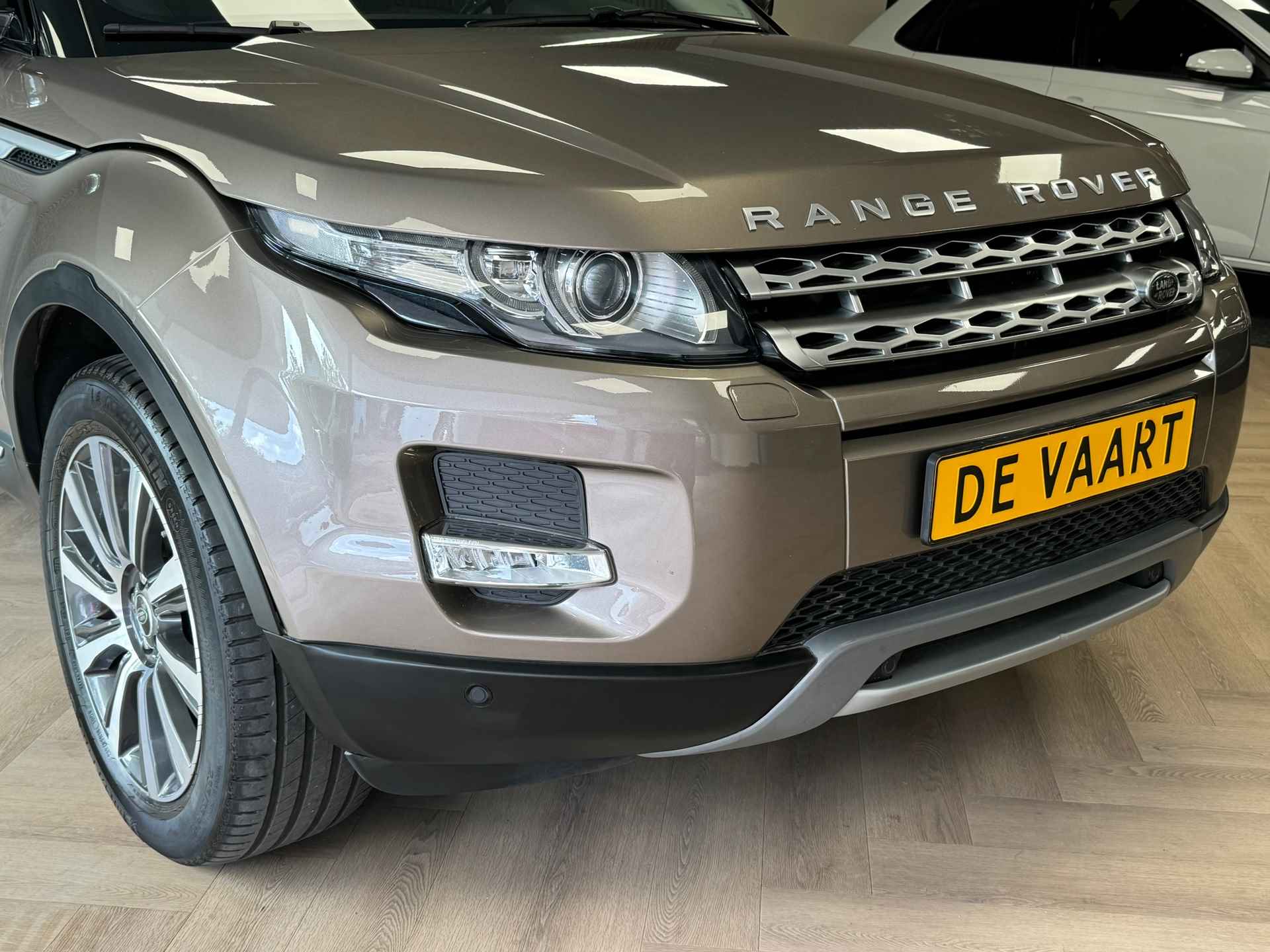 Land Rover Range Rover Evoque 2.0 Si 4WD Prestige AUT. PANORAMADAK AIRCO CRUISE LEDER NAVIGATIE CAMERA STOELVERWARMING - 6/40