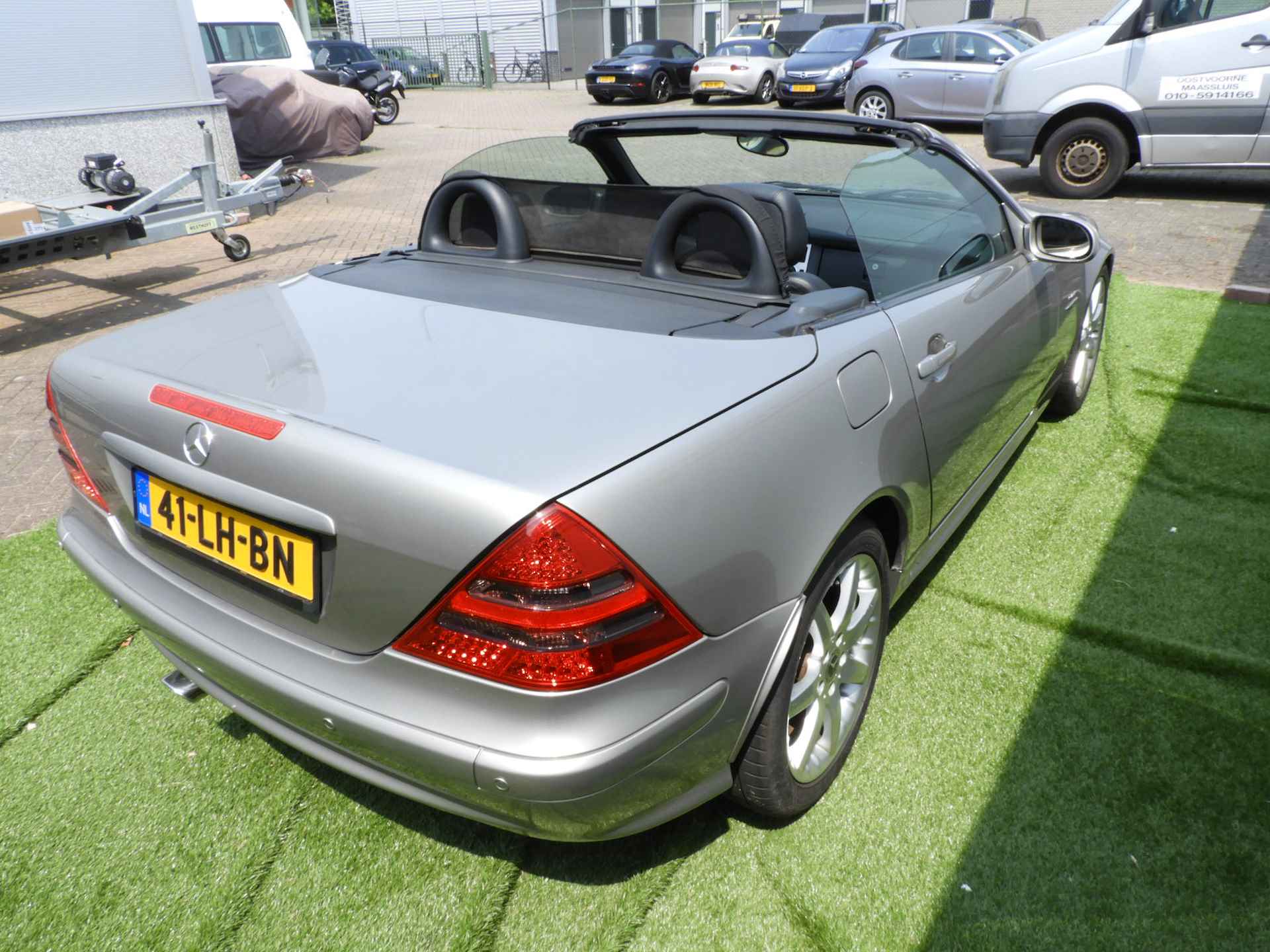 MERCEDES SLK-Klasse 2.0 SLK200 KOMPR ROADSTER AUT Special Edition - 26/30