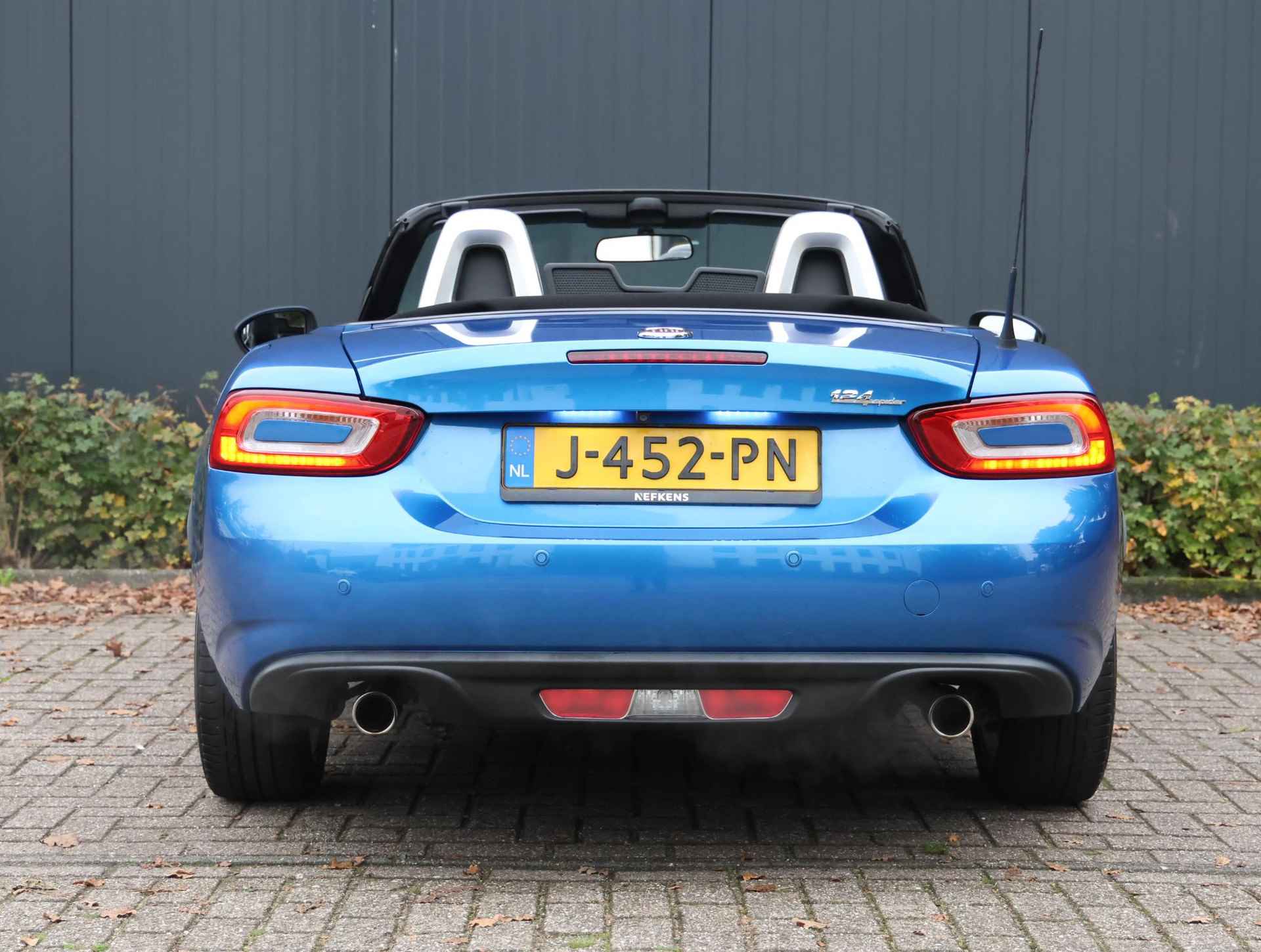 Fiat 124 Spider 140pk MultiAir Turbo Lusso (UNIEK!!/Climate/Cruise/PDC/LMV/GOED ondh.) - 41/42