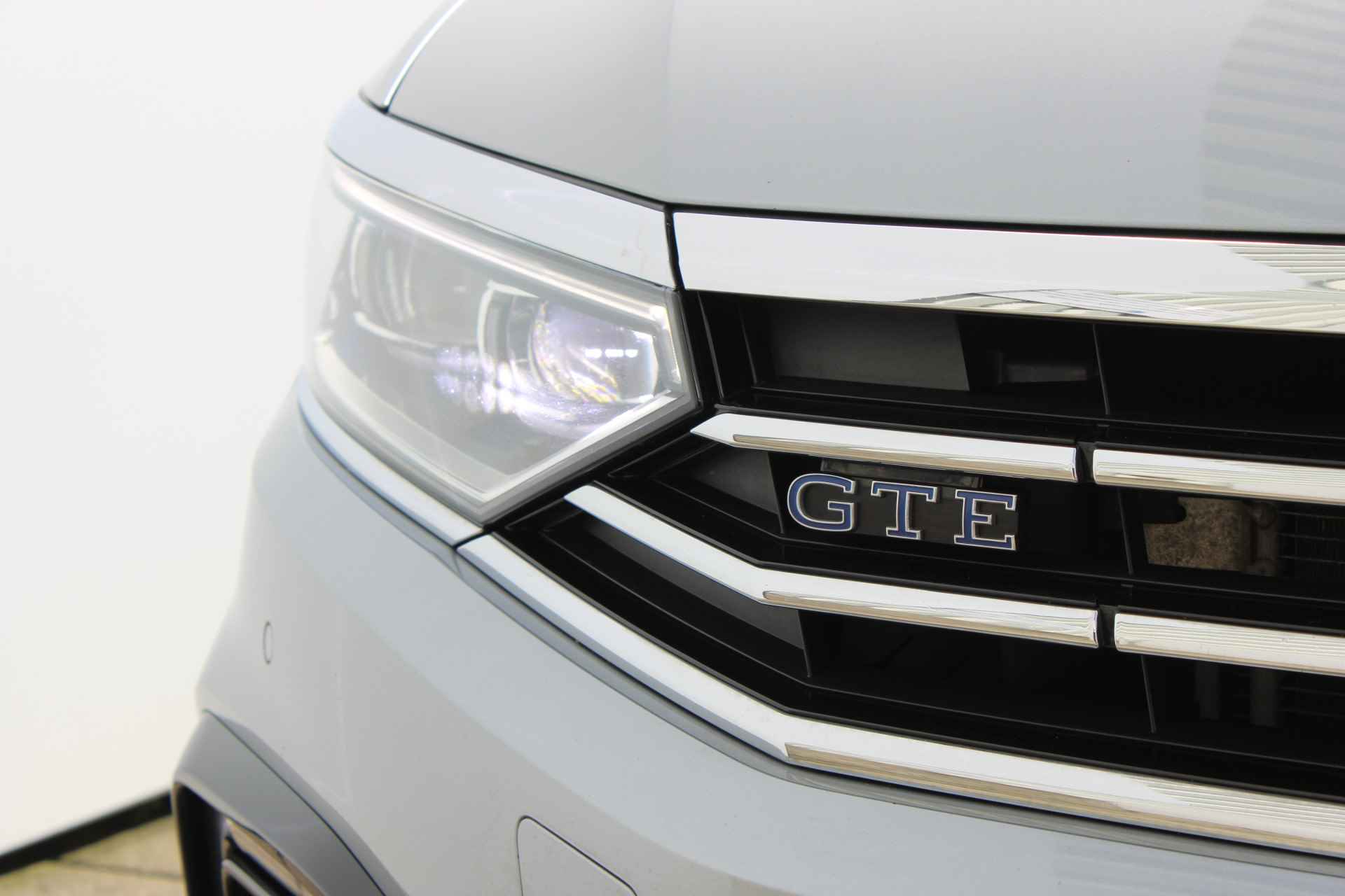 Volkswagen Passat Variant 1.4 TSI PHEV GTE Business | Camera | Navigatie | Stoel & Stuurverwarming | Elek.Trekhaak | Matrix LED | Active Info Disp - 8/51