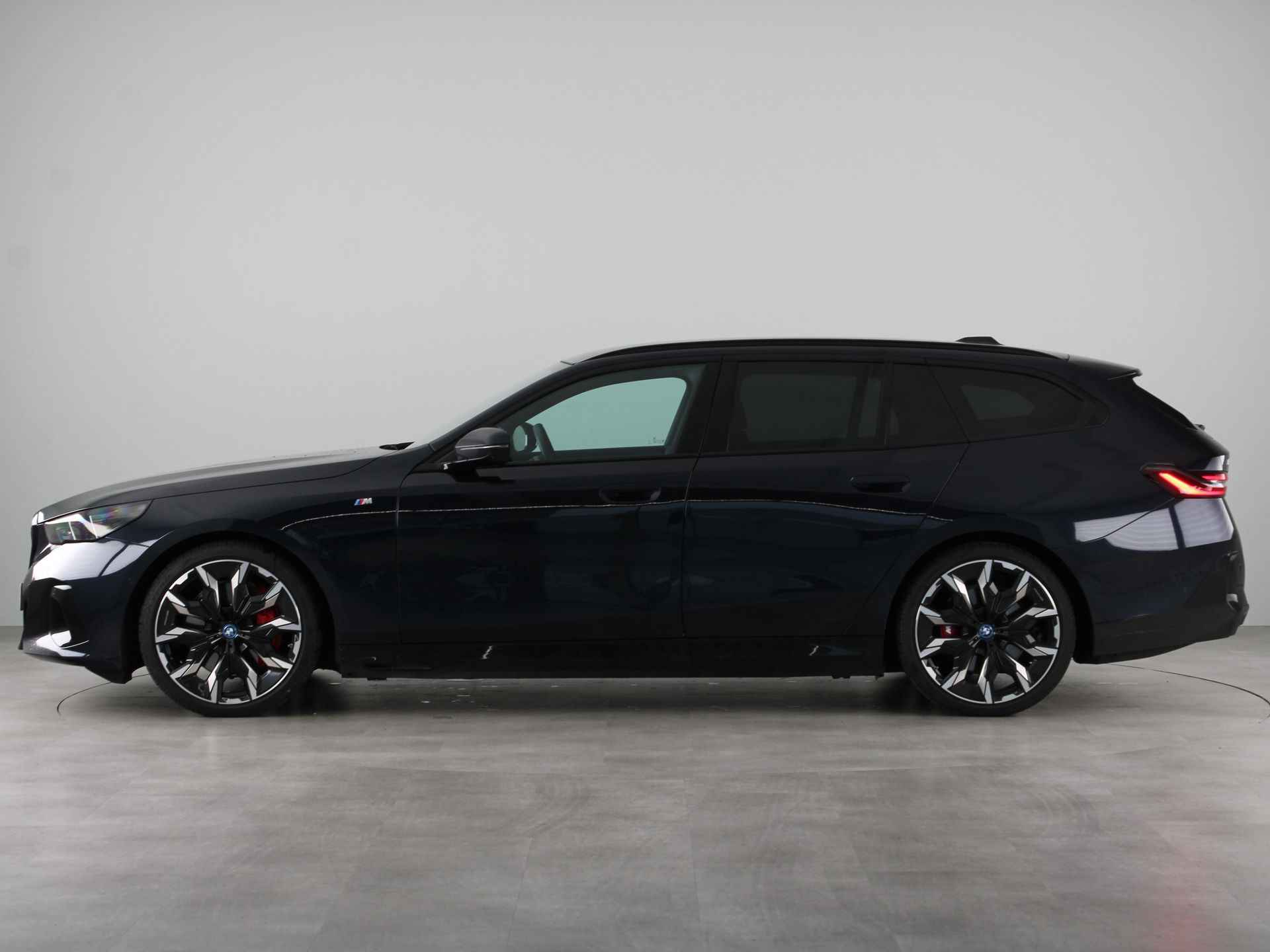 BMW i5 eDrive40 Touring M-Sport Pro - 12/25