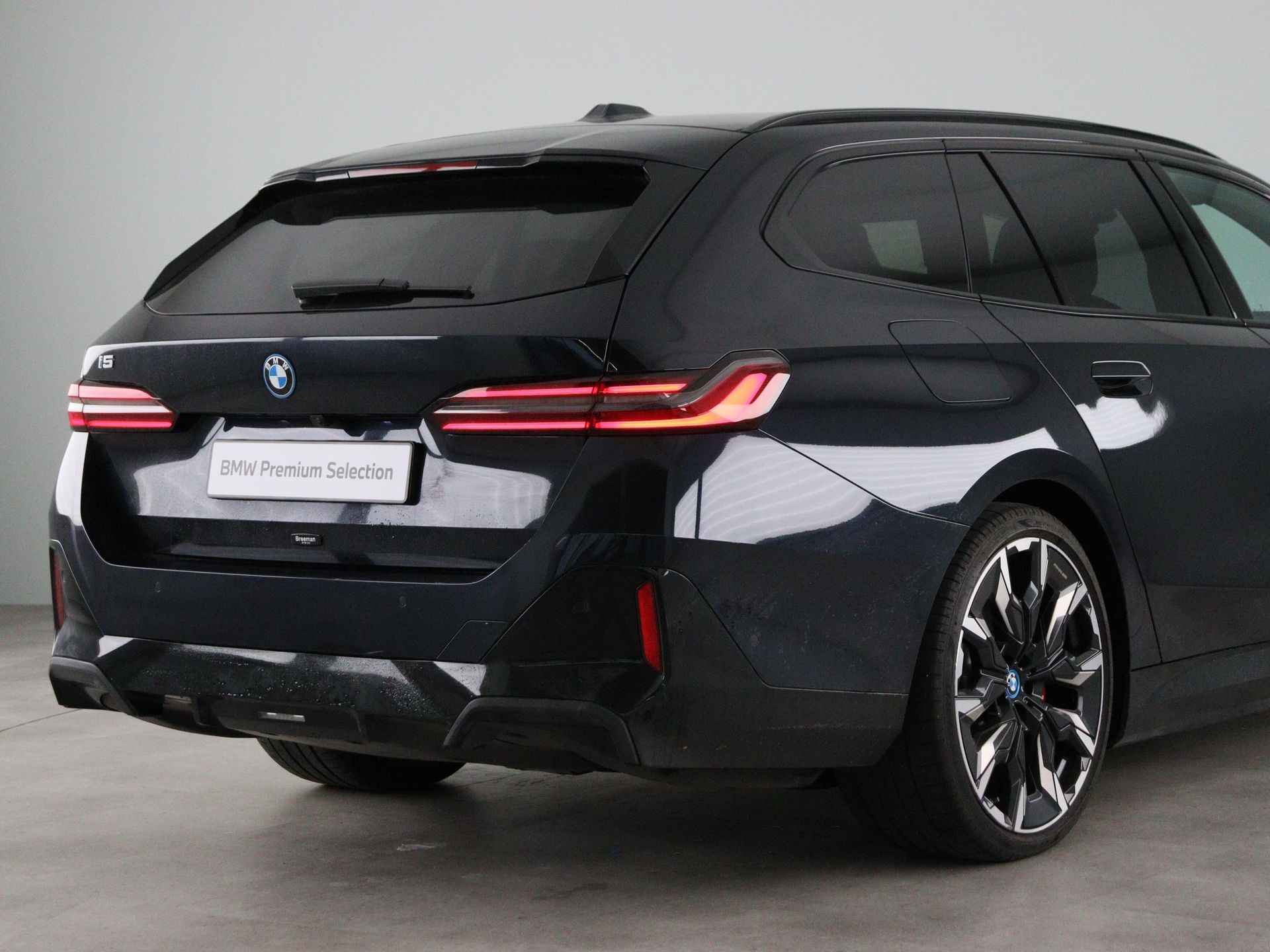 BMW i5 eDrive40 Touring M-Sport Pro - 19/25