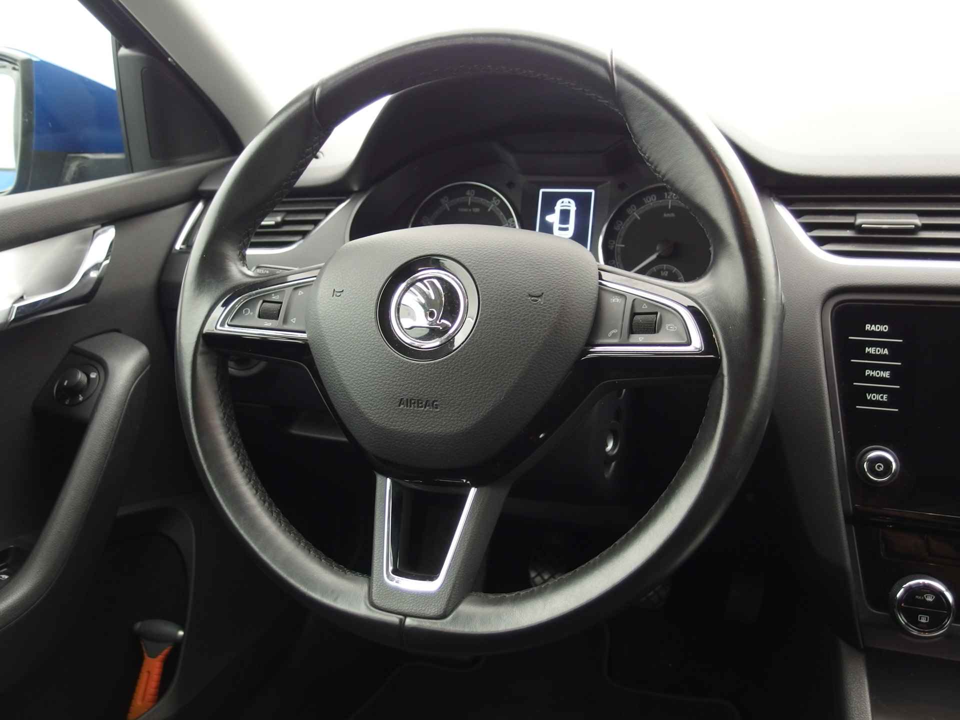 Škoda Octavia Combi 1.0 TSI Greentech Ambition Business TREKHAAK / CARPLAY / NAVI / CLIMA / PDC / CRUISE / NL-AUTO - 22/37