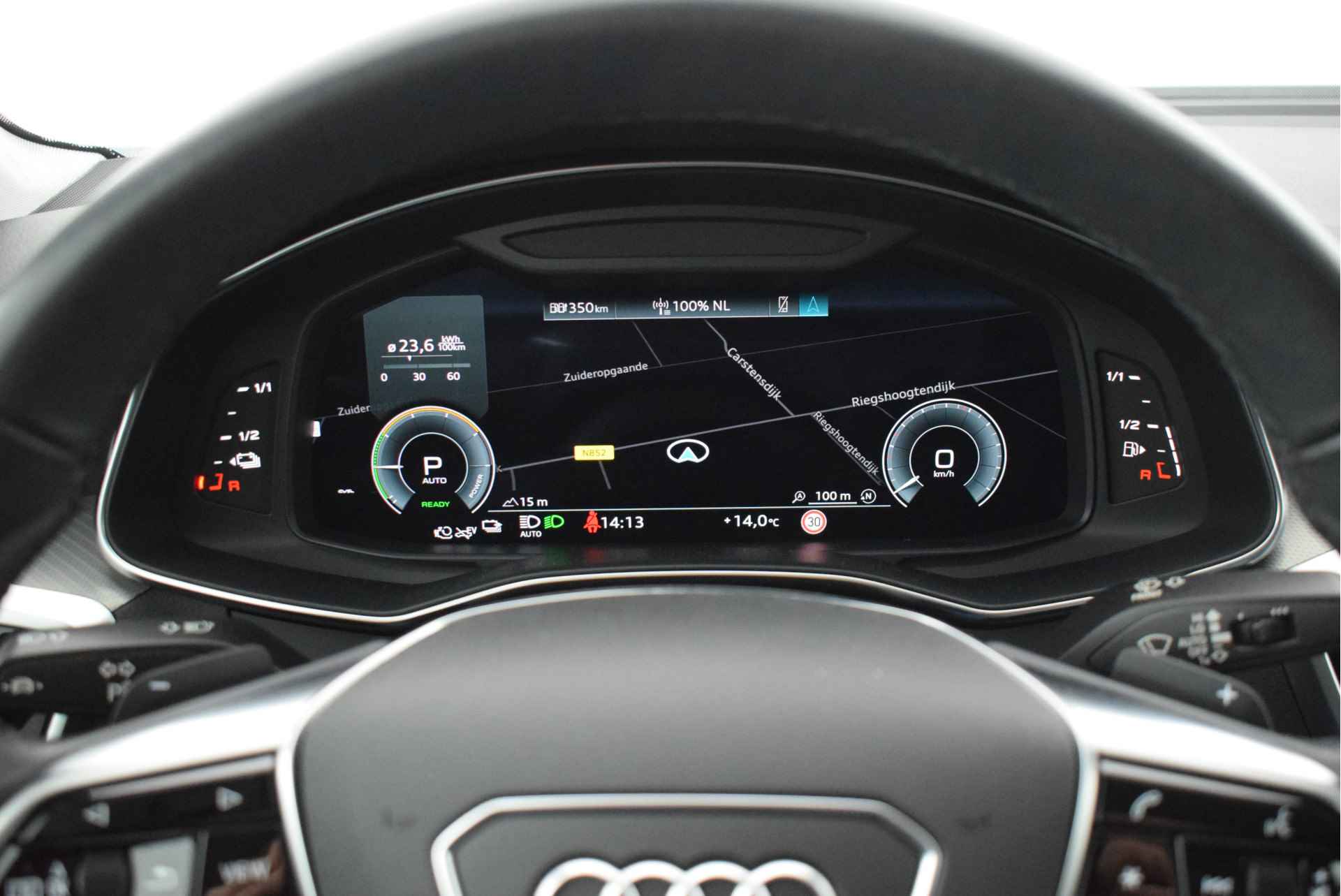 Audi A6 Limousine 50 TFSI e 299pk quattro Business edition Trekhaak Camera ACC Stoelverwarming Virtual Cockpit Navigatie - 45/54