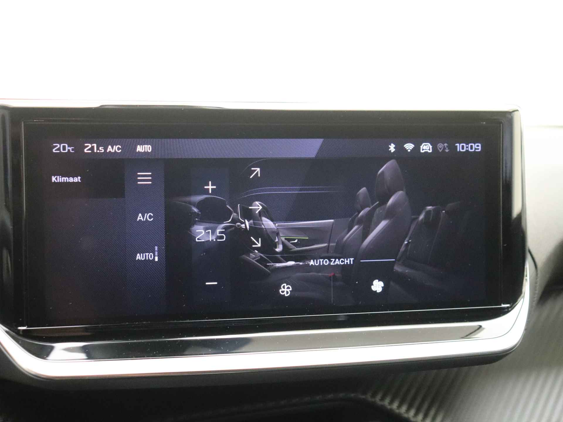 Peugeot 2008 1.2 Hybrid 136 Allure | Navigatie | Wireless Carplay | 360 Camera | Keyless |  *Beschikbaarheid in overleg* - 10/43