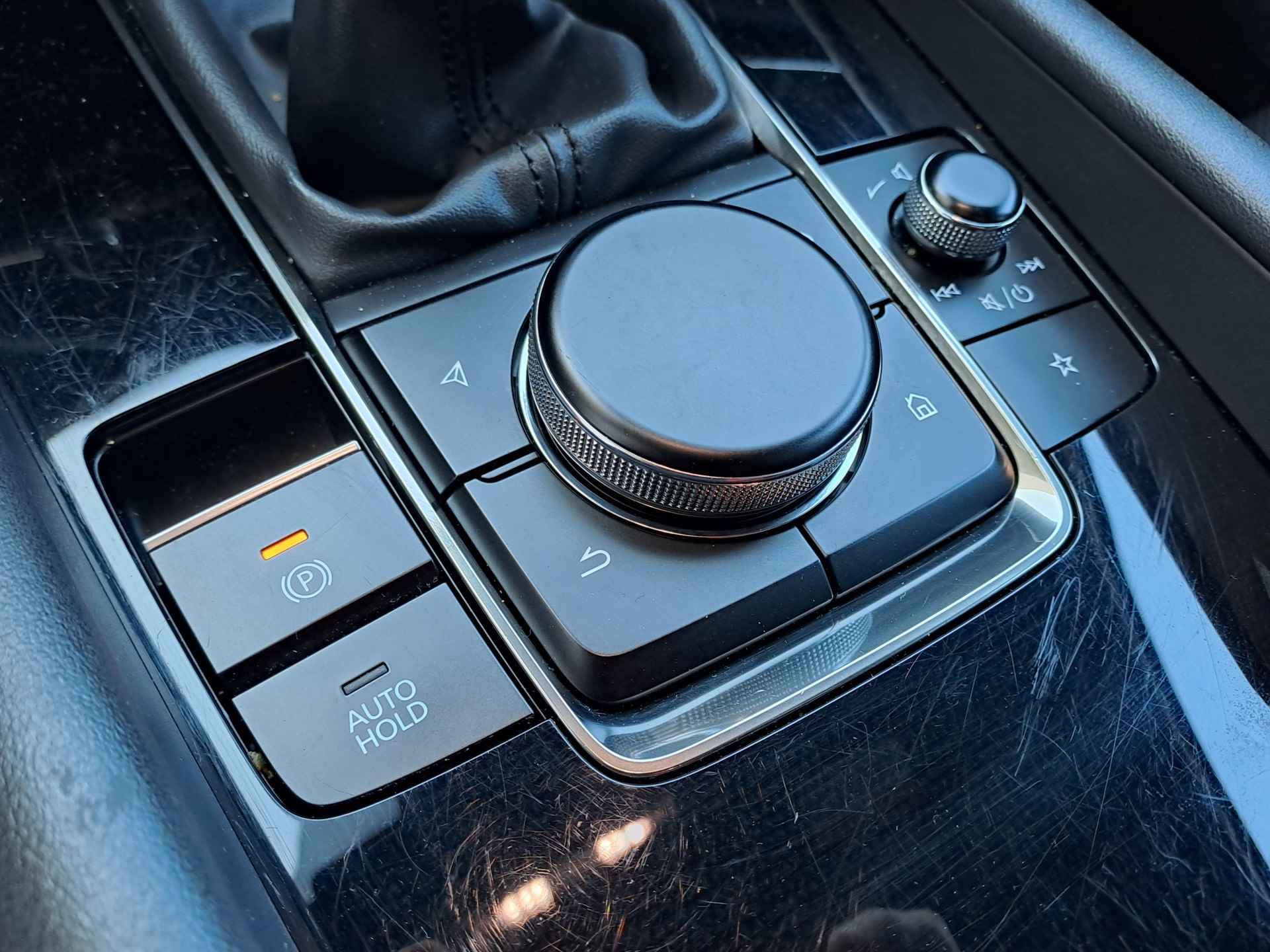 Mazda 3 | 2.0 e-SkyActiv-X M Hybrid 180 Luxury | Navi | Camera | Bose | Leder | Apple Carplay/Android Auto - 21/32