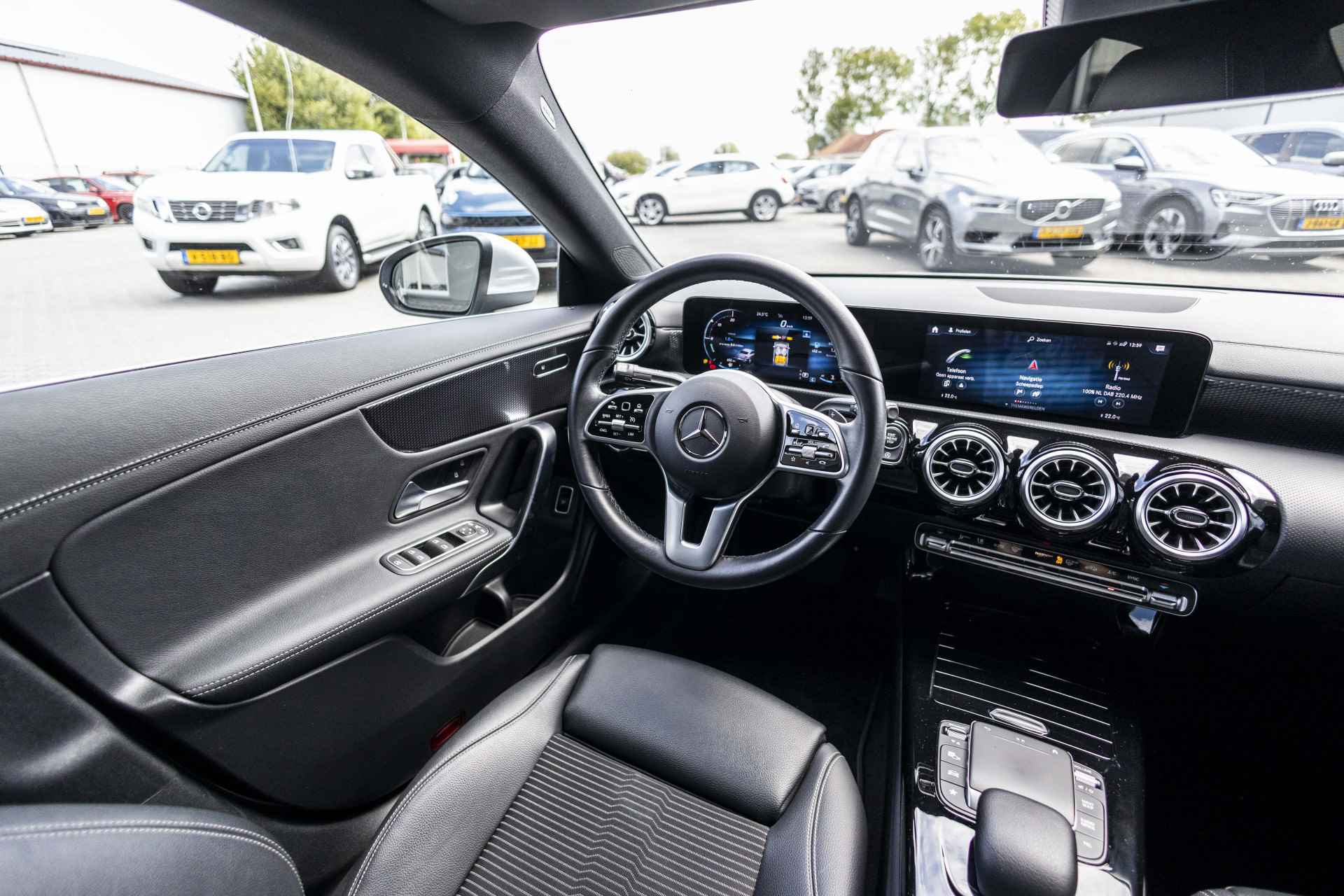 Mercedes-Benz CLA-Klasse 180 Luxury Line | NL Auto | Carplay | Keyless | LED - 20/40