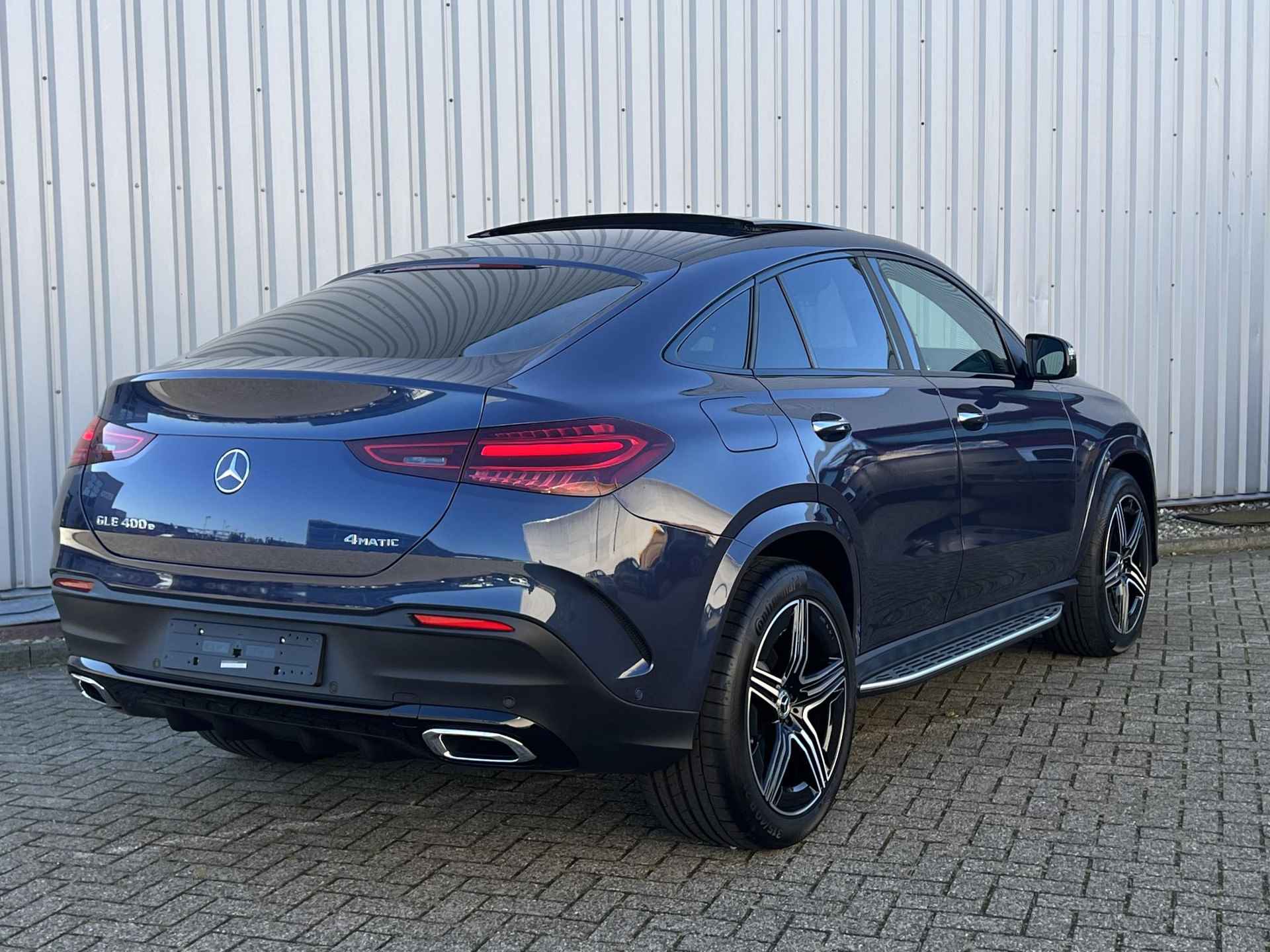 Mercedes-Benz GLE Coupé 400 e 4MATIC AMG Line | Leder Beige | Premium Plus | Night Pakket | Winter Pakket | Rijassistentie Pakket | Panoramadak | AIRMATIC | Burmester Surround | Head-up Display | Apple CarPlay | Android Auto | 360° Camera | Stoelventilatie - 2/49