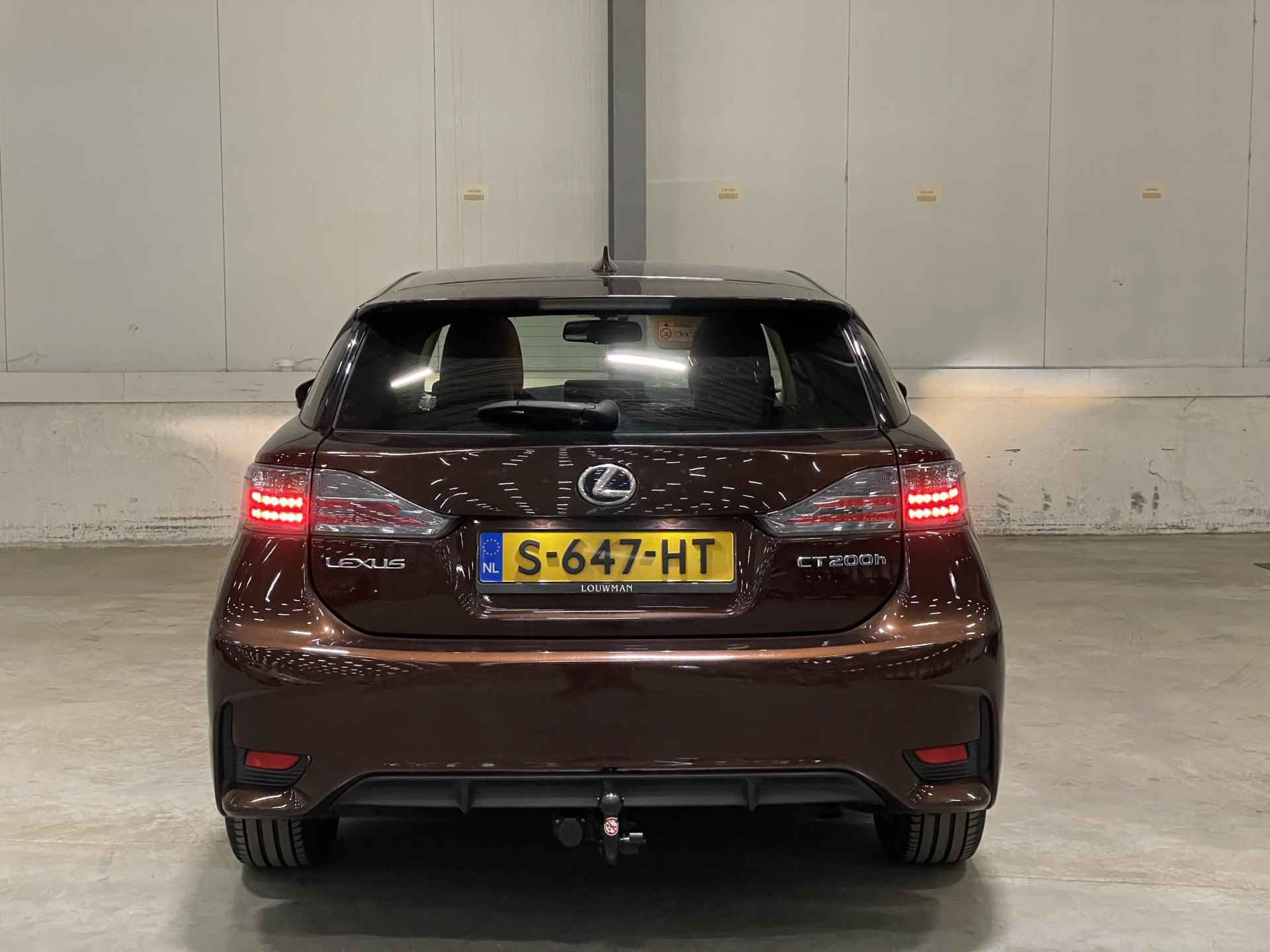 Lexus CT 200h Business Line | Trekhaak | Cruise Control | Navigatie | Bluetooth | 16'LM Velgen | - 16/37