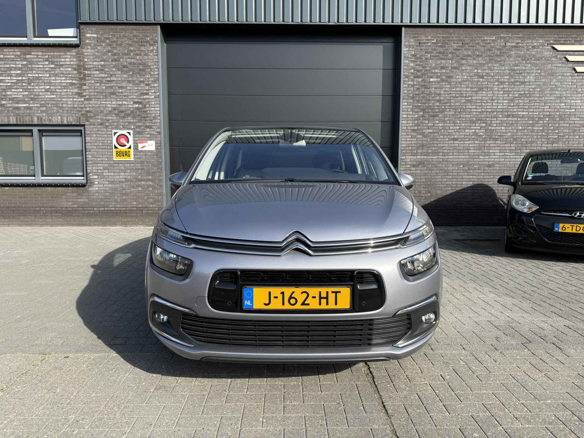 Citroën C4 Spacetourer 1.2 PureTech Shine | 2E EIGENAAR | 12MND GARANTIE | NAVI | CARPLAY | CRUISE | LMV | PANODAK | - 4/44