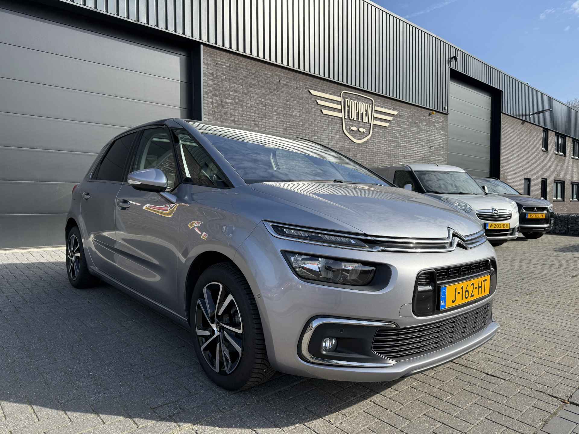 Citroën C4 Spacetourer 1.2 PureTech Shine | 2E EIGENAAR | 12MND GARANTIE | NAVI | CARPLAY | CRUISE | LMV | PANODAK | - 5/44