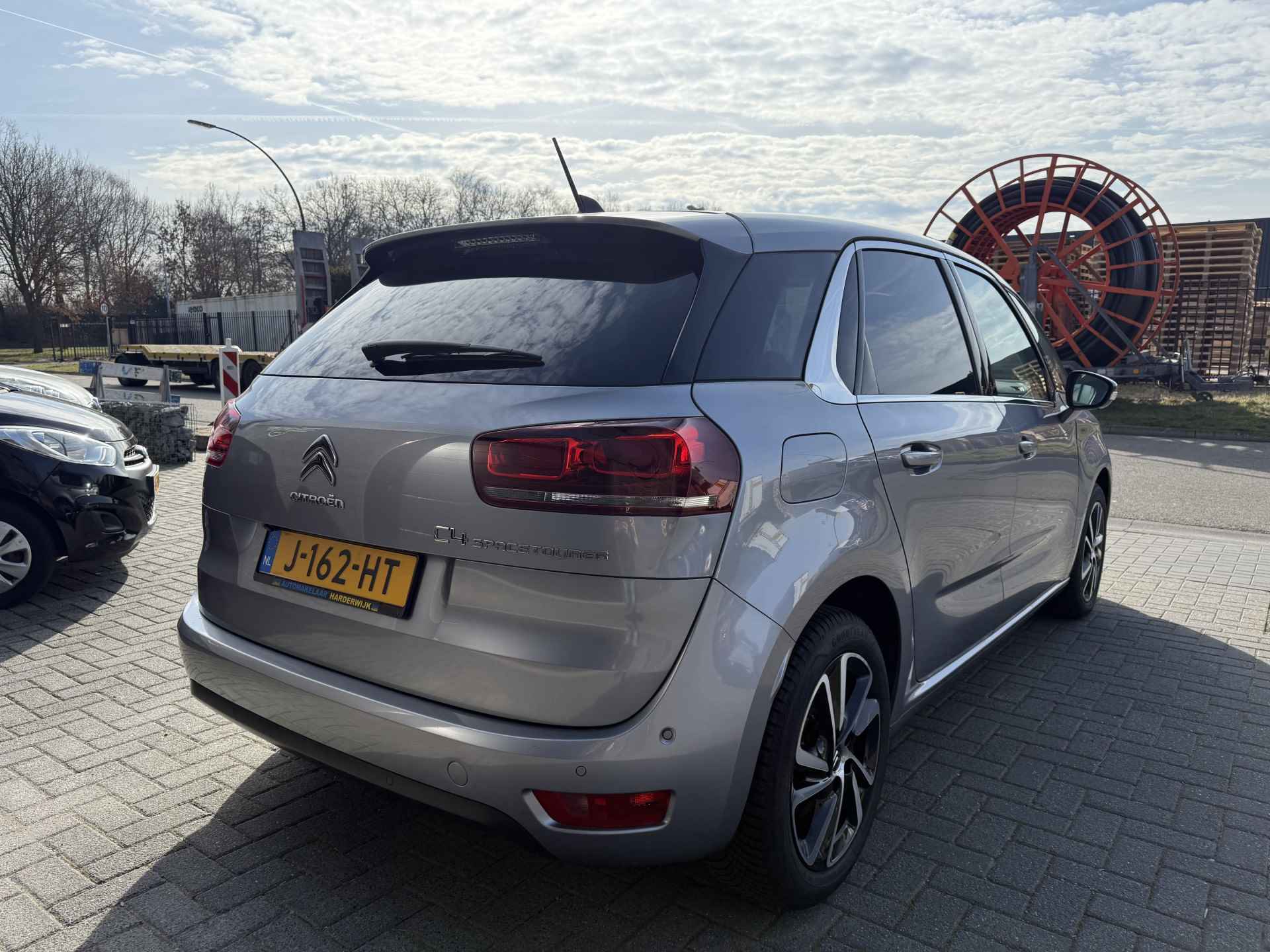 Citroën C4 Spacetourer 1.2 PureTech Shine | 2E EIGENAAR | 12MND GARANTIE | NAVI | CARPLAY | CRUISE | LMV | PANODAK | - 7/44