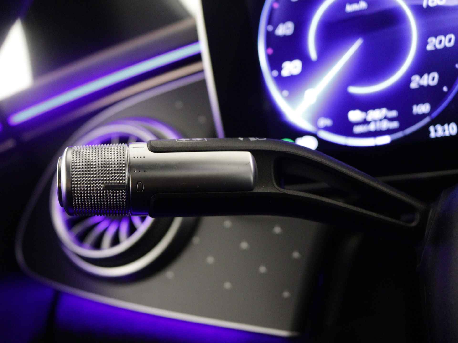 Mercedes-Benz EQS 450+ AMG Line 108 kWh | Panoramadak | Rijassistentie Pack | Burmester Audio | Achterassturing | Airmatic | Augmented Reality | Inclusief 24 maanden Mercedes-Benz Certified garantie voor Europa. - 21/39