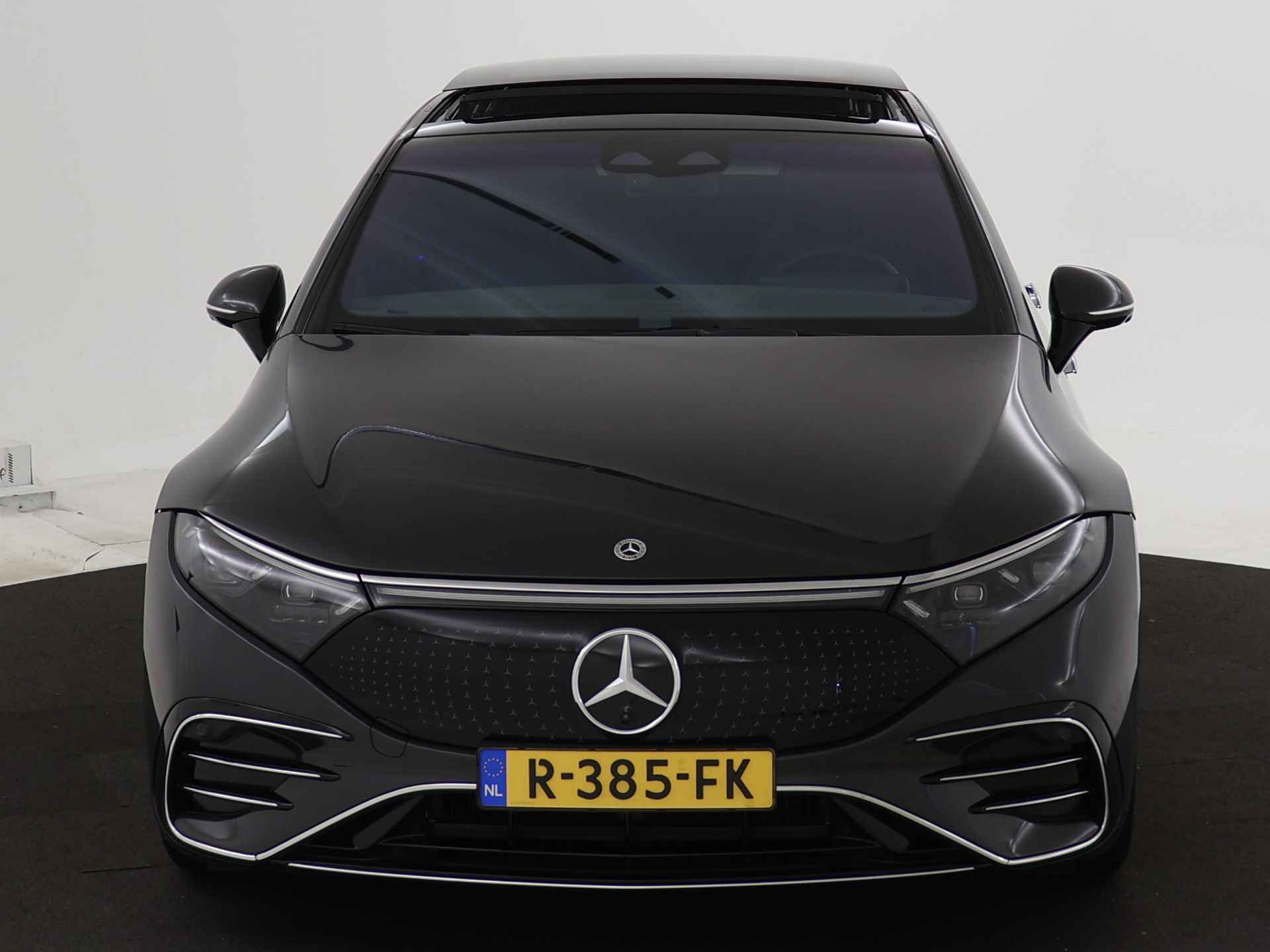 Mercedes-Benz EQS 450+ AMG Line 108 kWh | Panoramadak | Rijassistentie Pack | Burmester Audio | Achterassturing | Airmatic | Augmented Reality | Inclusief 24 maanden Mercedes-Benz Certified garantie voor Europa. - 23/39