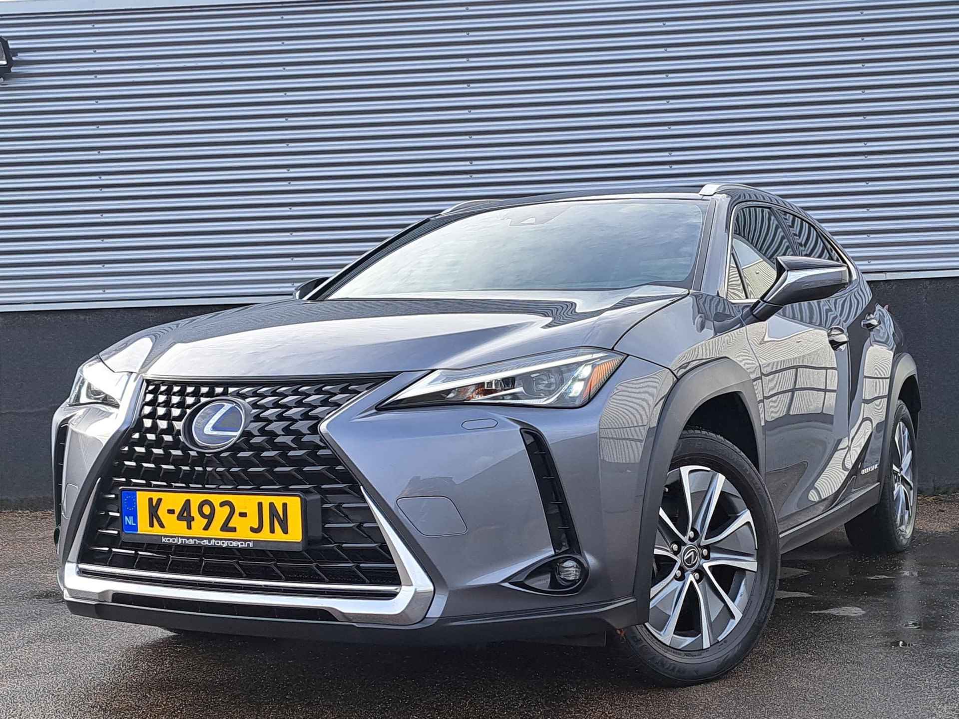 Lexus UX 300e Business 54 kWh Nederlandse auto, Apple Carplay & Android auto Navigatie, BTW-auto, Elektrische bestuurdersstoel. - 2/55