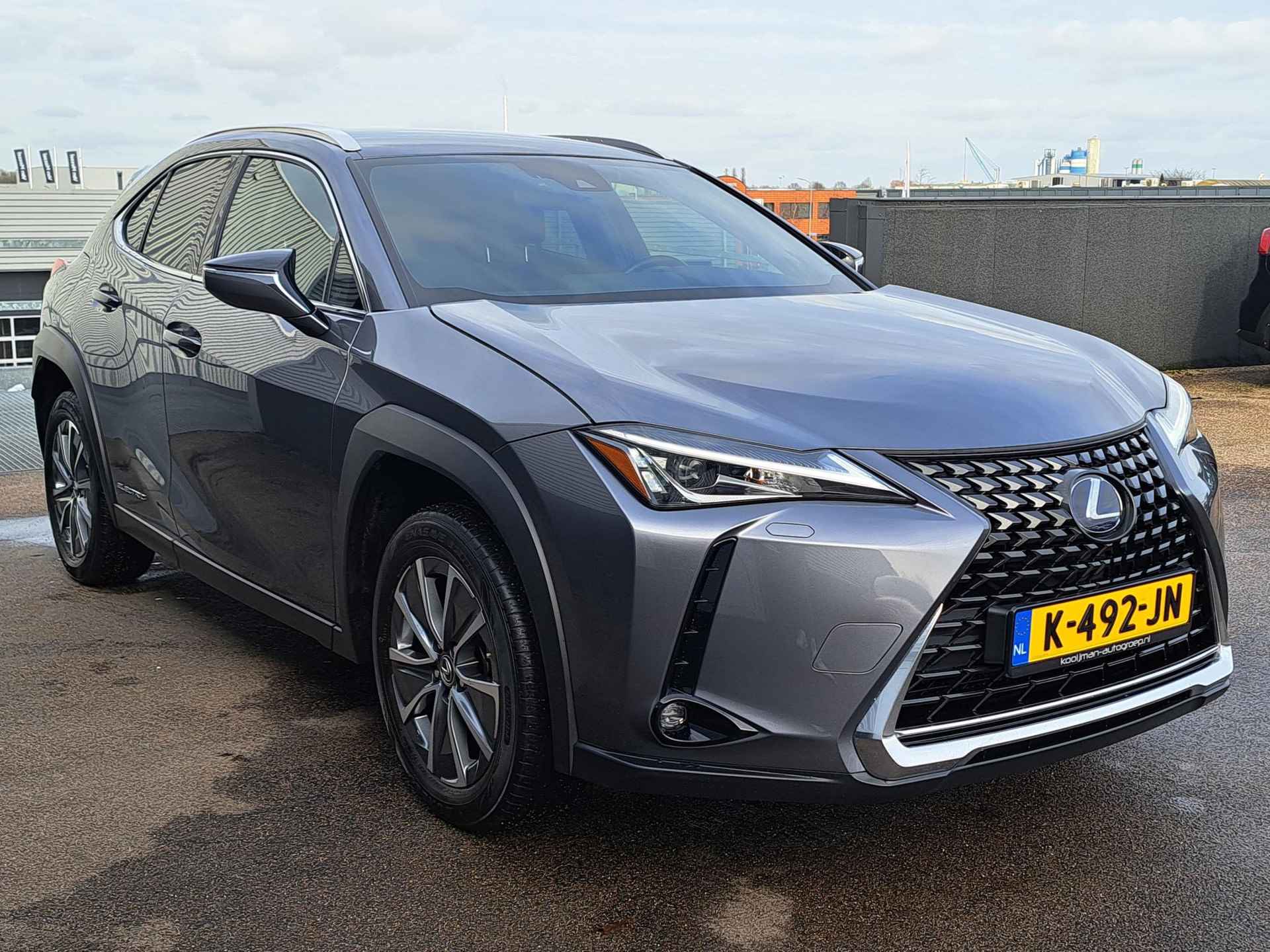 Lexus UX 300e Business 54 kWh Nederlandse auto, Apple Carplay & Android auto Navigatie, BTW-auto, Elektrische bestuurdersstoel. - 6/55